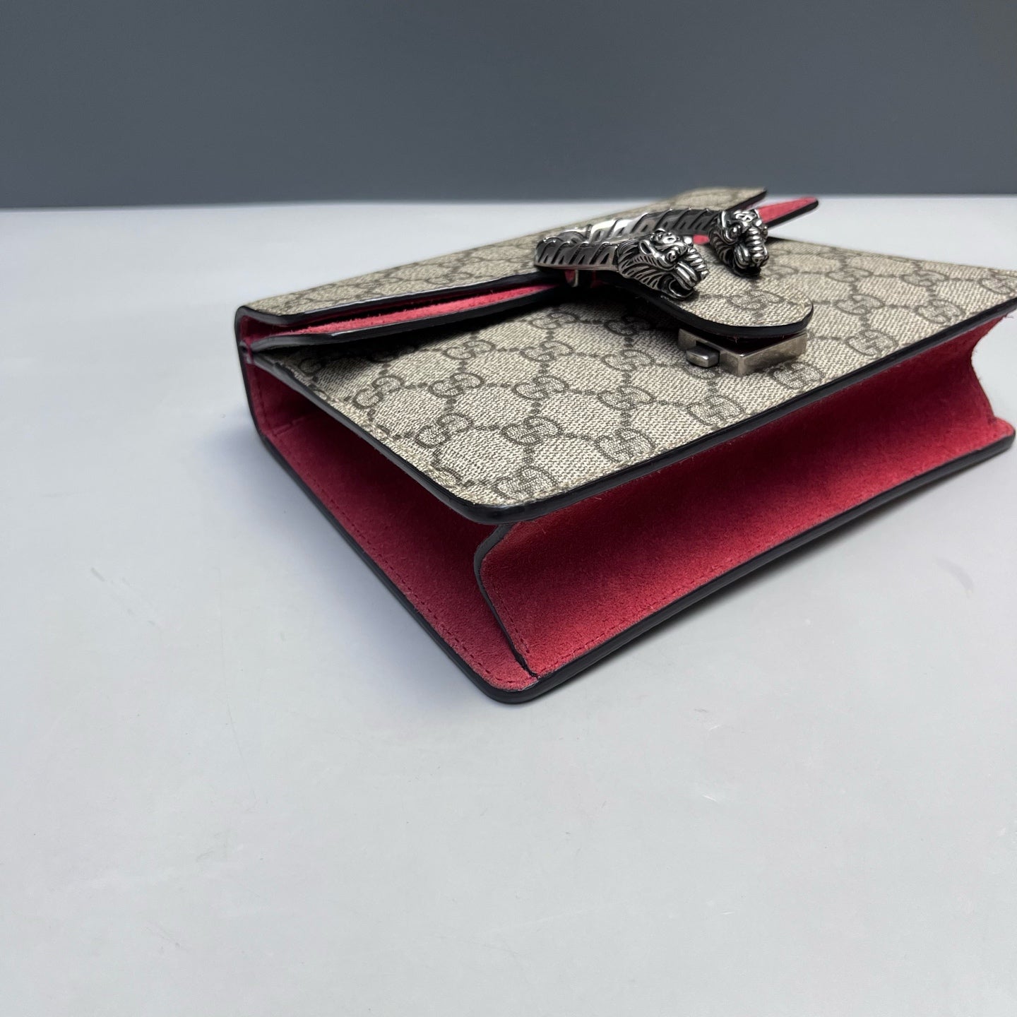 Gucci - Dionysus Small Shoulder Bag - GG Supreme canvas and Suede - Beige and Red - (Small)
