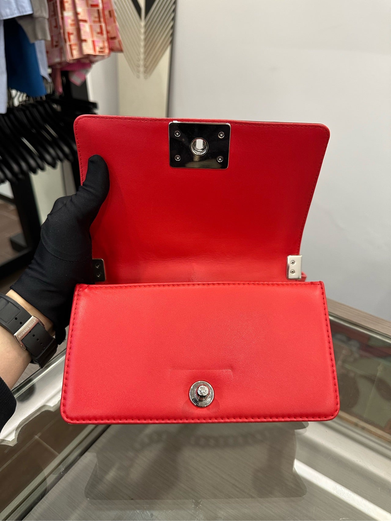 Chanel - Le Boy Small Shoulder Bag - Lambskin leather - Red and Black - (Small)