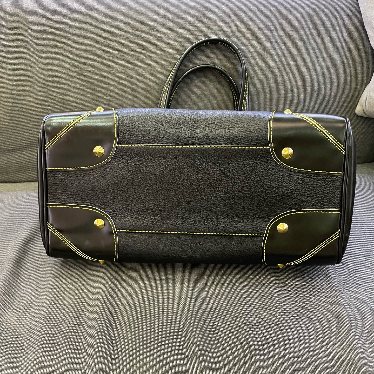 Louis Vuitton - Suhali Handbag - Goatskin leather - Black - (Medium)