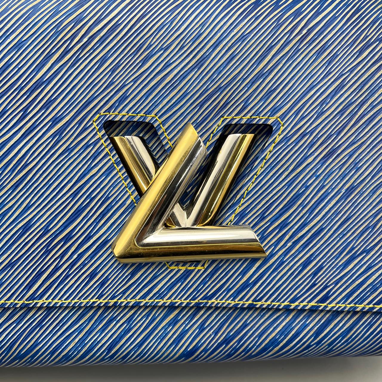 Louis Vuitton - Twist MM - Epi leather - Blue - (medium)