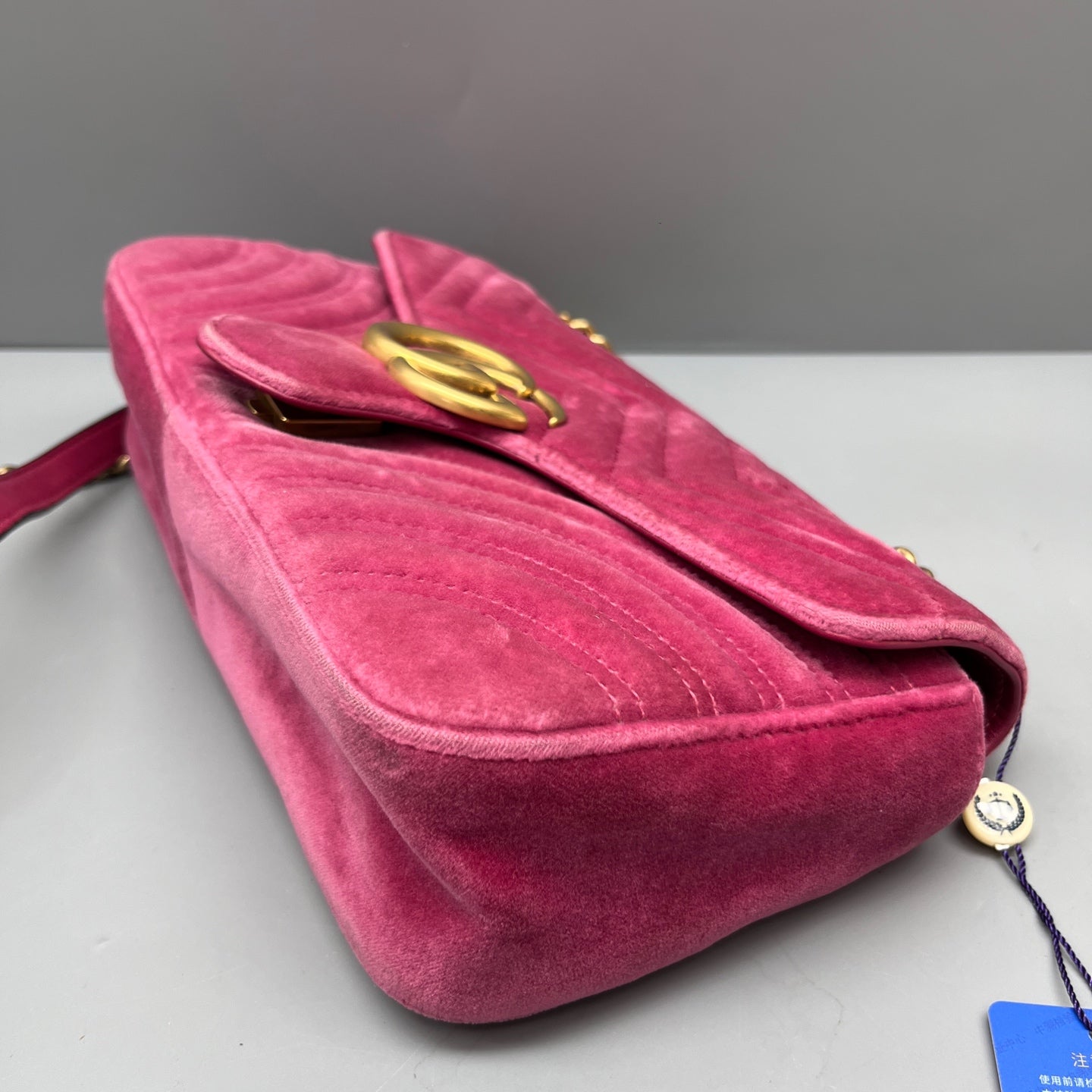 Gucci - GG Marmont Matelassé Medium Shoulder Bag - Velvet - Pink - (medium)