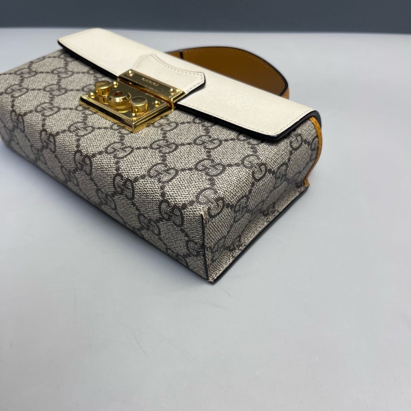 Gucci - Padlock Mini - GG Supreme canvas with leather trim - Multicolour with Gold-Tone Hardware - (mini)