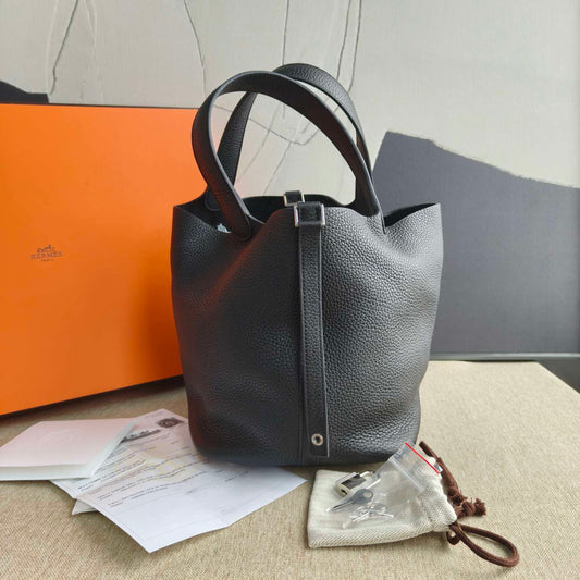 Hermès - Picotin Lock 22 - Taurillon Clemence leather - Black - (Medium)