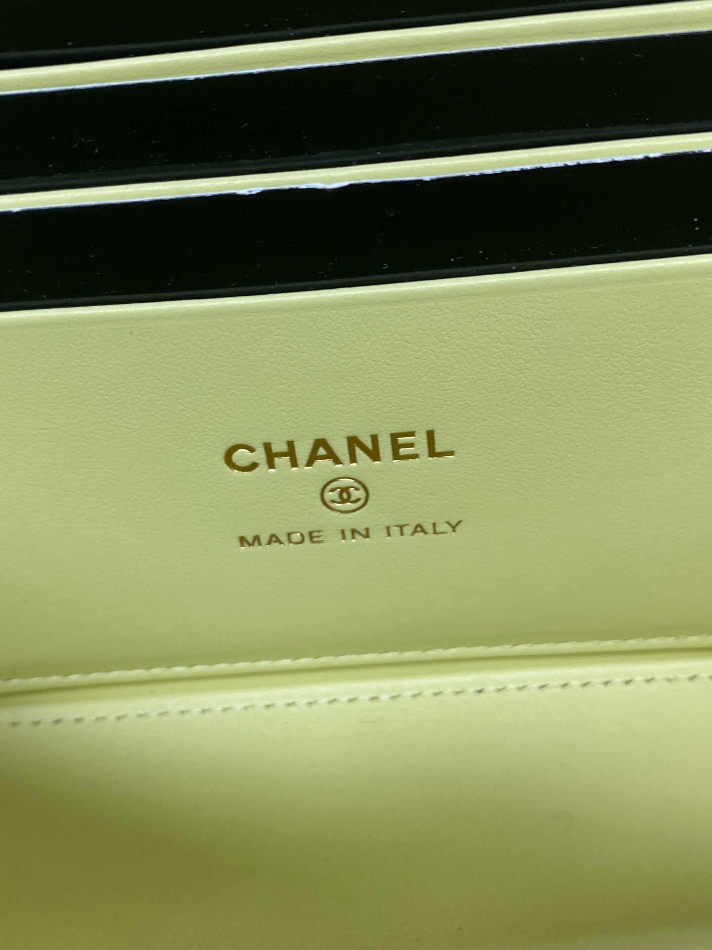 Chanel - Vanity Case - Calfskin leather - Yellow - (mini)