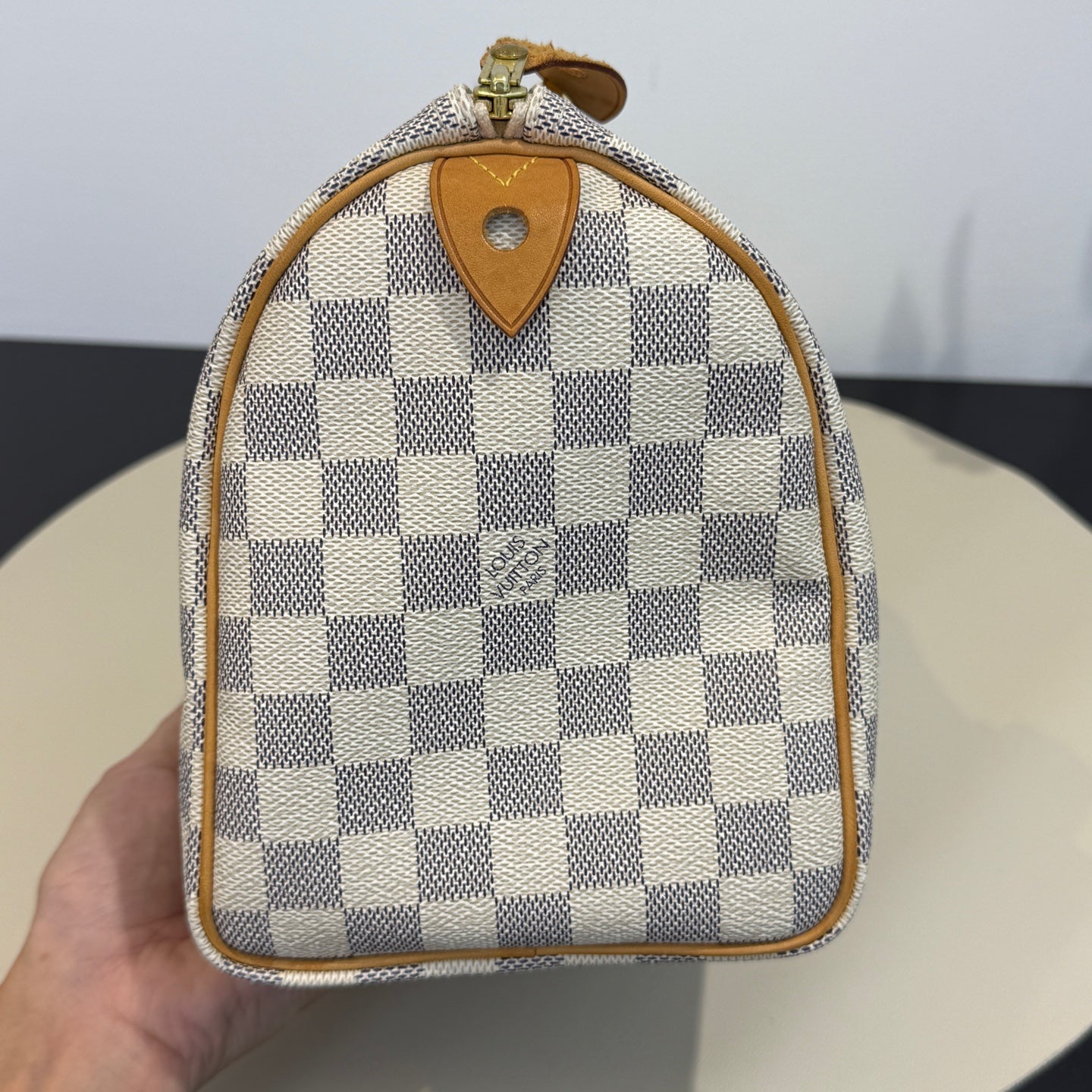 Louis Vuitton - Speedy 25 - Damier Azur coated canvas with natural cowhide leather trim and textile lining - White - (Small)