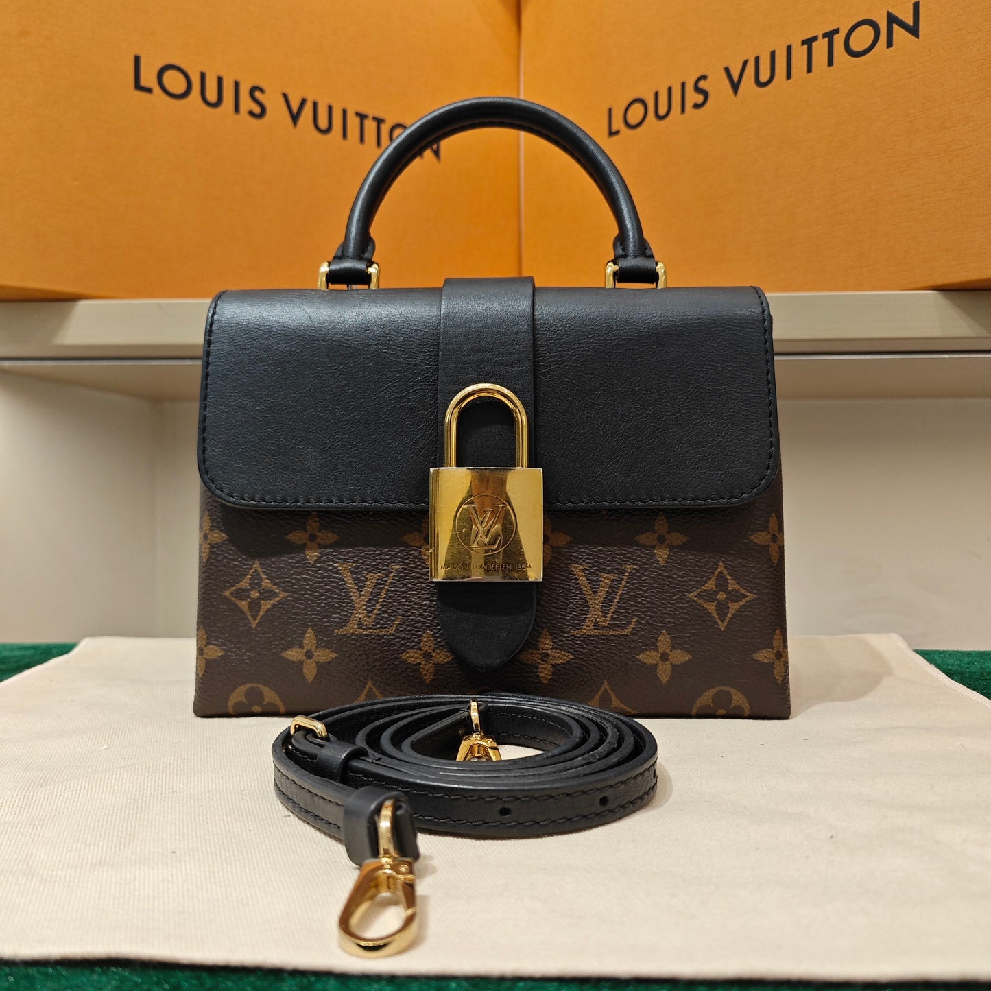 Louis Vuitton - Pallas Compact Top Handle Bag - Monogram canvas with grained leather trim - Monogram Brown with Black Trim - (Mini)