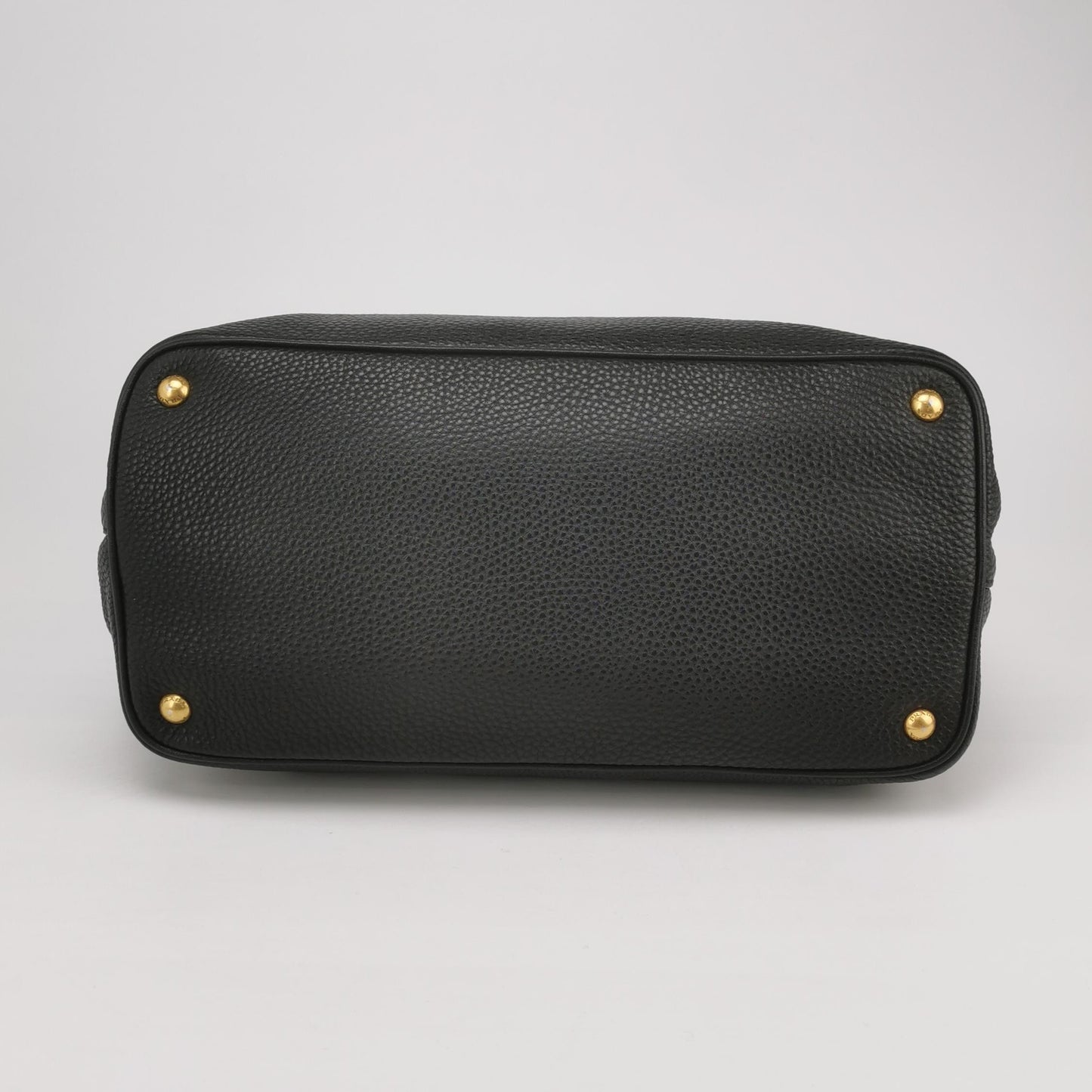 Prada - Double Handle Tote - Pebbled leather - Black - (medium)