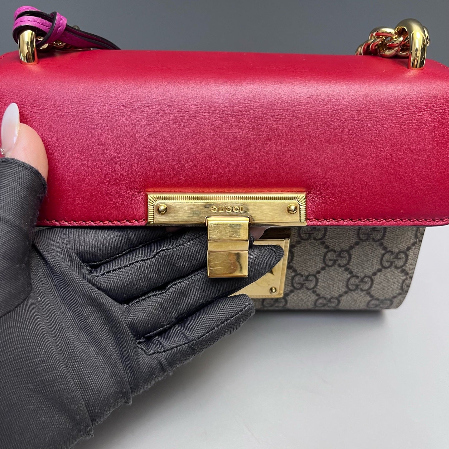 Gucci - Padlock Shoulder Bag - GG Supreme canvas with leather trim - Beige, Red, and Fuchsia - (small)