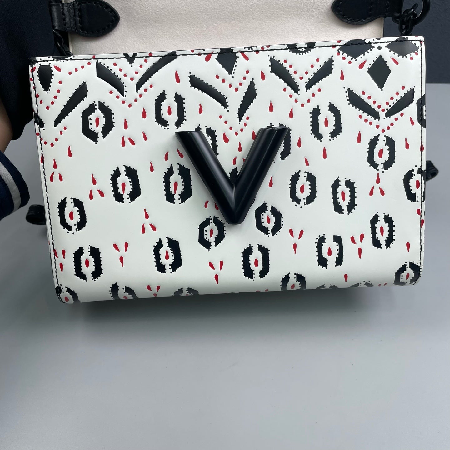 Louis Vuitton - Twist Chain Bag - Leather - White - (Medium)