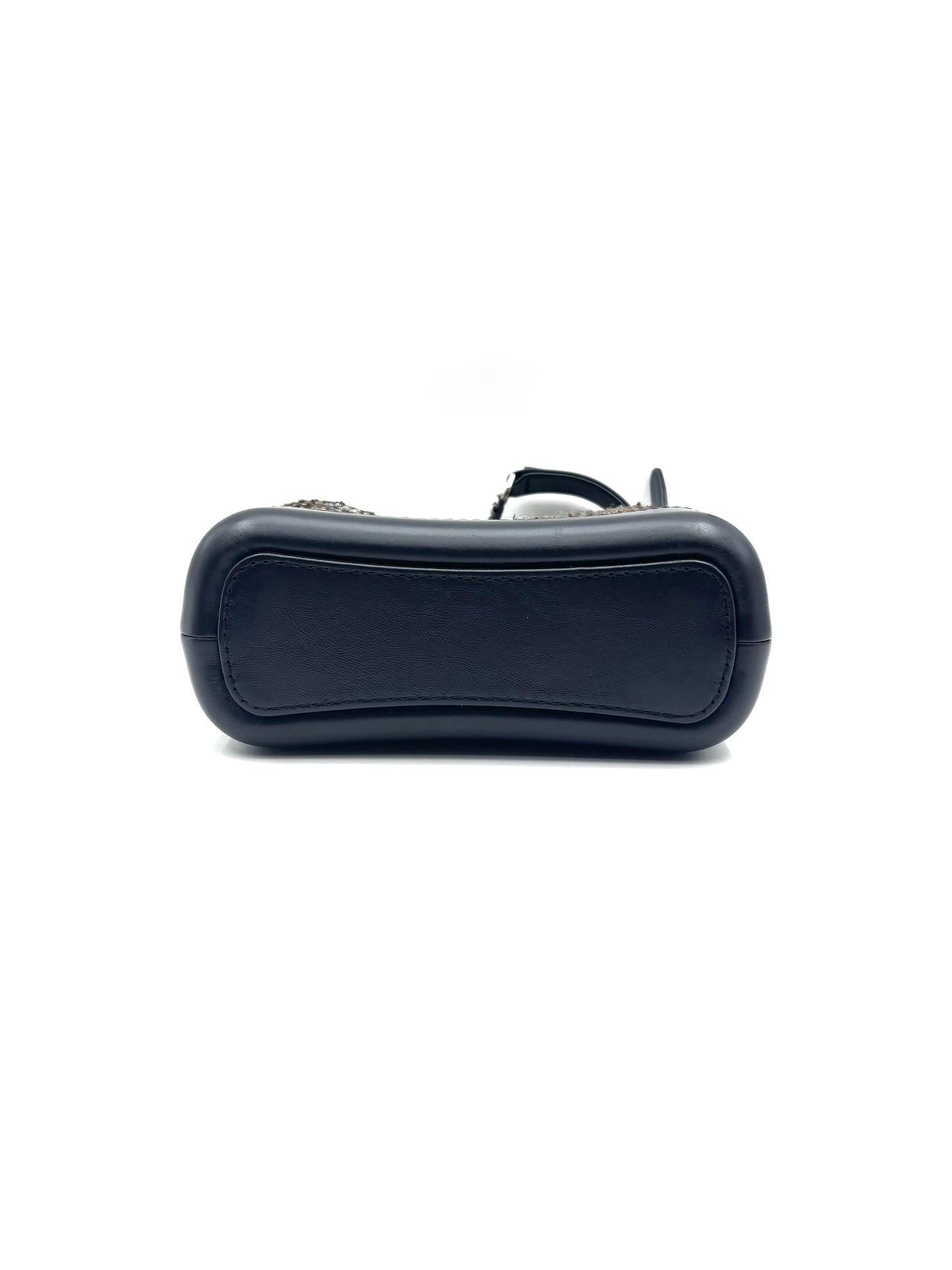 Chanel - Gabrielle Hobo Bag - Tweed and Leather - Multicolour - (Small)