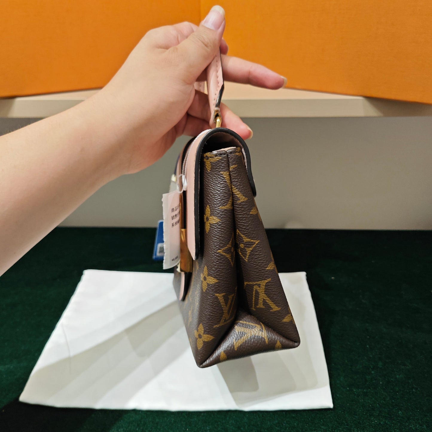 Louis Vuitton - Monogram Lock Flap Bag - Monogram coated canvas and leather - Brown and Pink - (small)