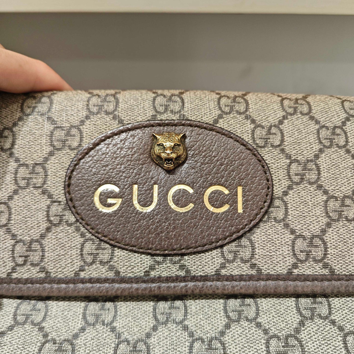 Gucci - Tiger Head Double-Sided GG Supreme Shoulder Bag - GG Supreme coated canvas with leather trim - Beige and Brown with Green and Red Web - (Small)