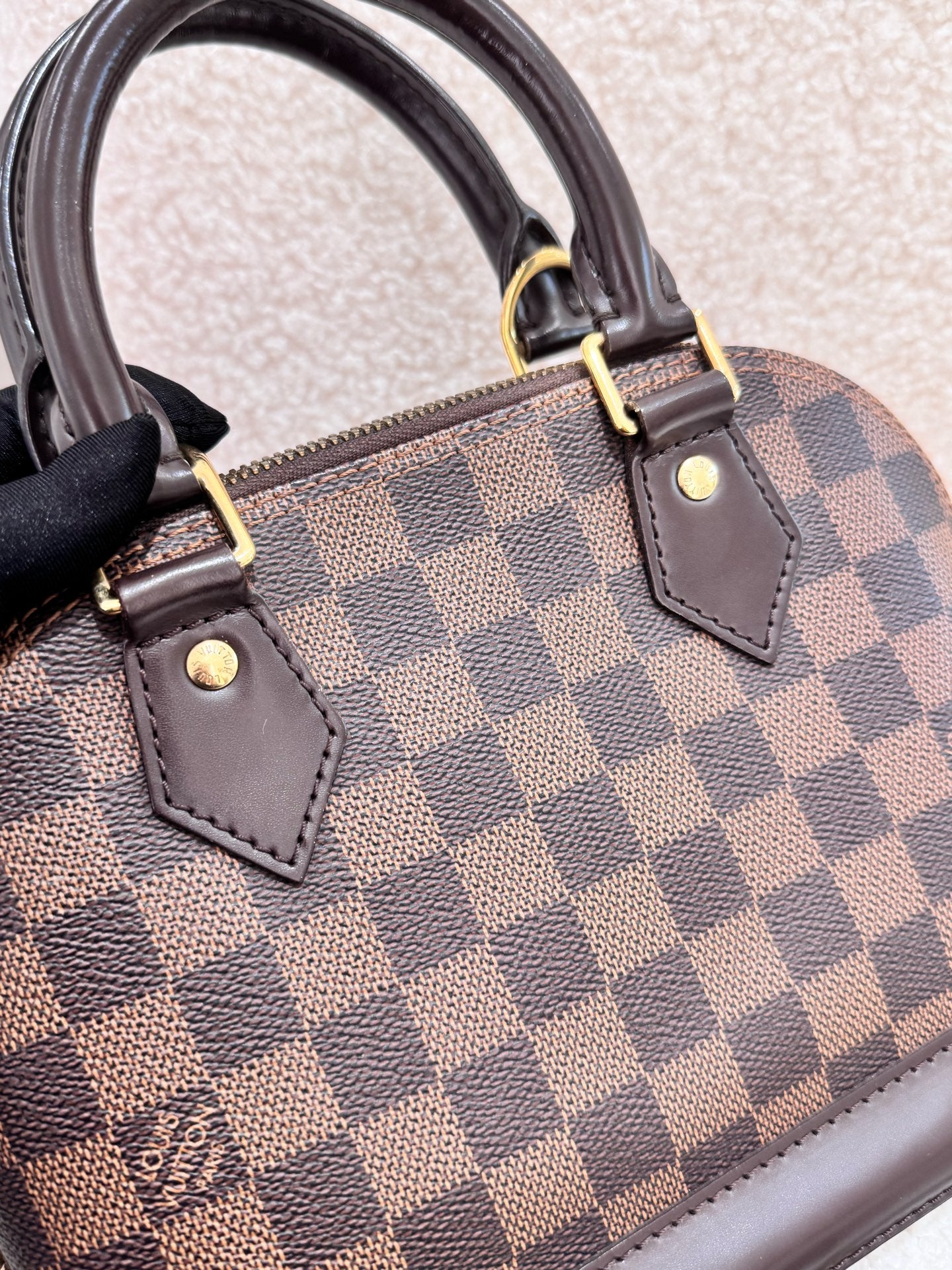 Louis Vuitton - Alma BB - Damier Ebene coated canvas with smooth leather trim - Brown - (mini)