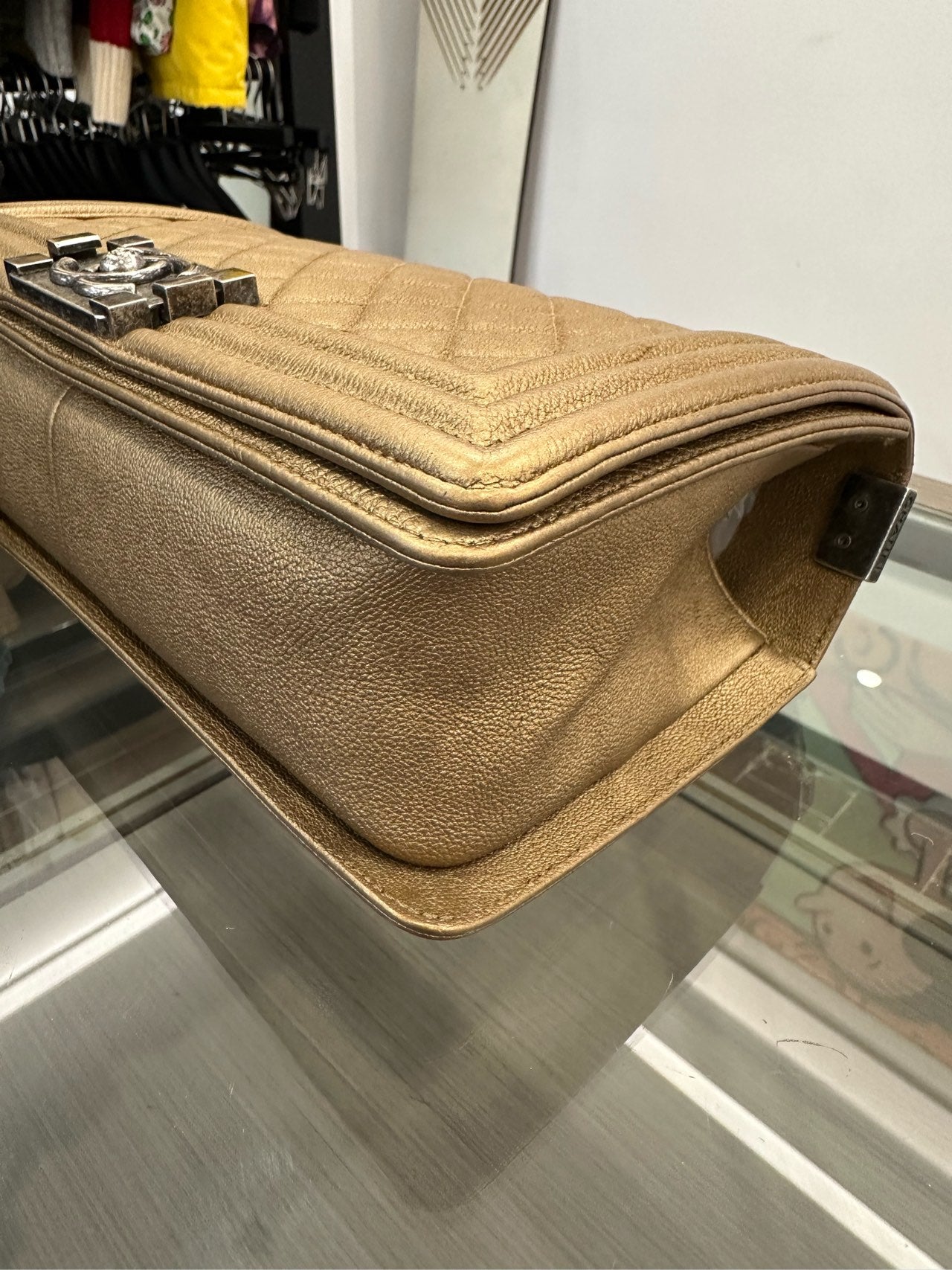 Chanel - Boy Chanel Medium Flap Bag - Grained leather - Gold - (Medium)