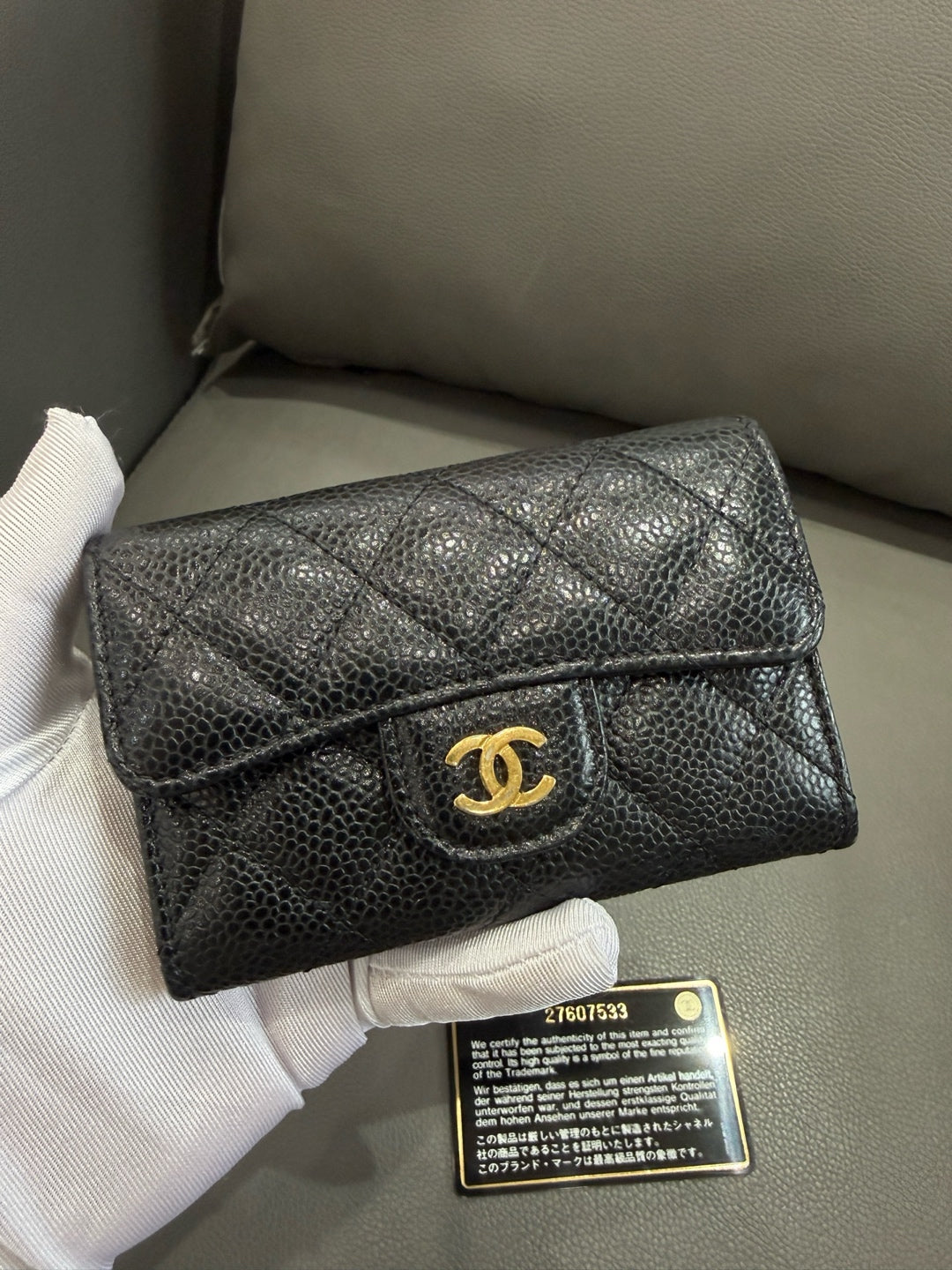 Chanel - Classic Flap Card Holder - Caviar leather - Black with Gold-Tone Hardware - (Small)