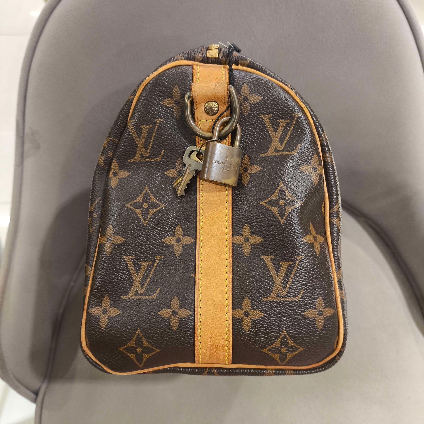 Louis Vuitton - Speedy 25 Bandouliere - Monogram coated canvas with natural cowhide leather trim - Brown - (Small)
