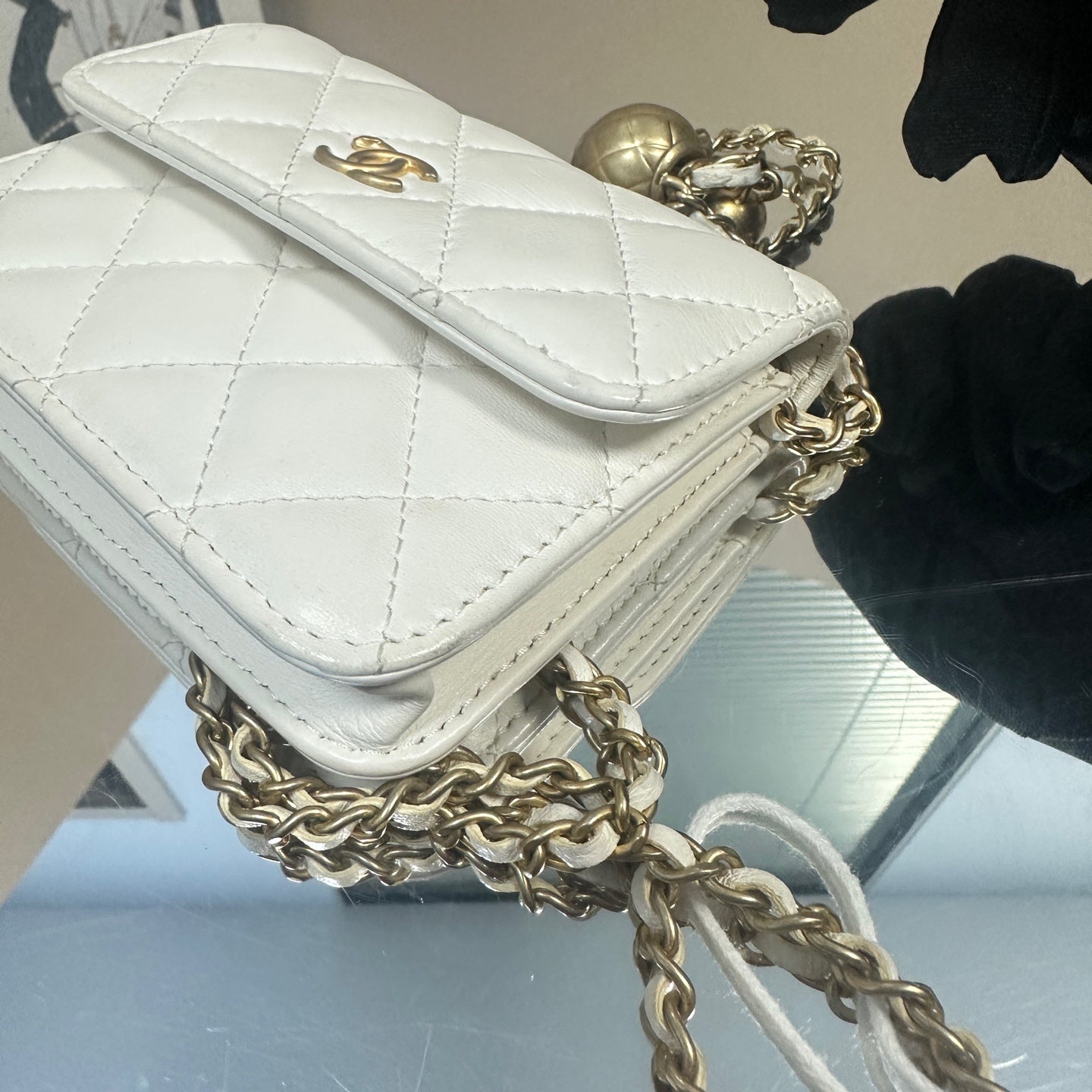 Chanel - Mini Flap Bag with Gold Ball Charm - Lambskin leather - White - (mini)