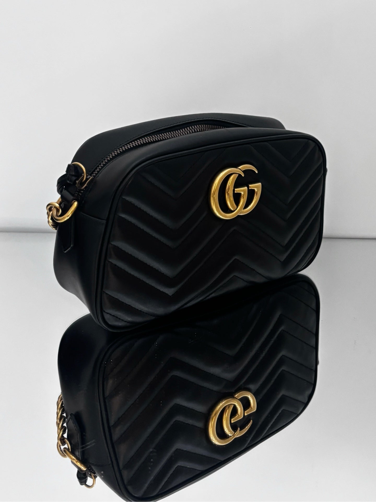 Gucci - GG Marmont Matelassé Camera Bag - Leather - Black - (Mini)