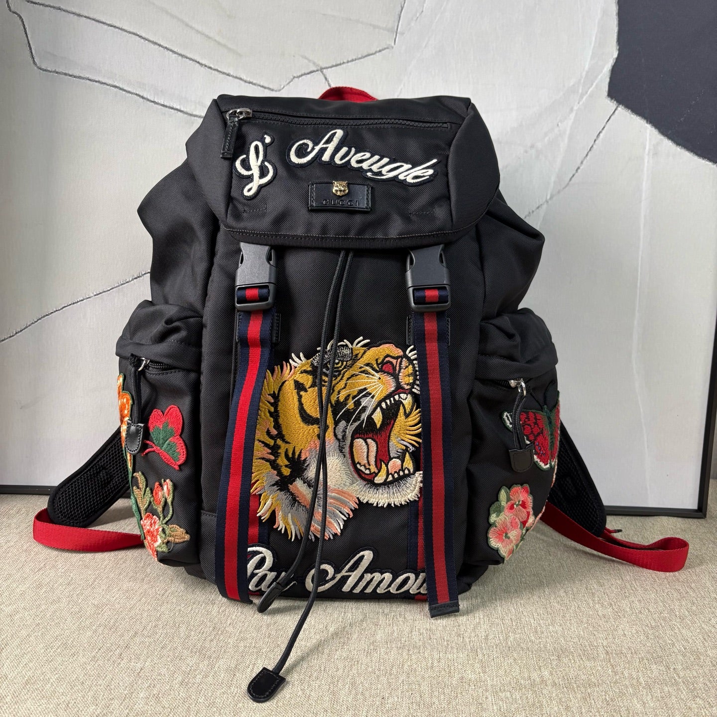 Gucci - Tiger Head Embroidered Backpack - Canvas - Black - (Medium)