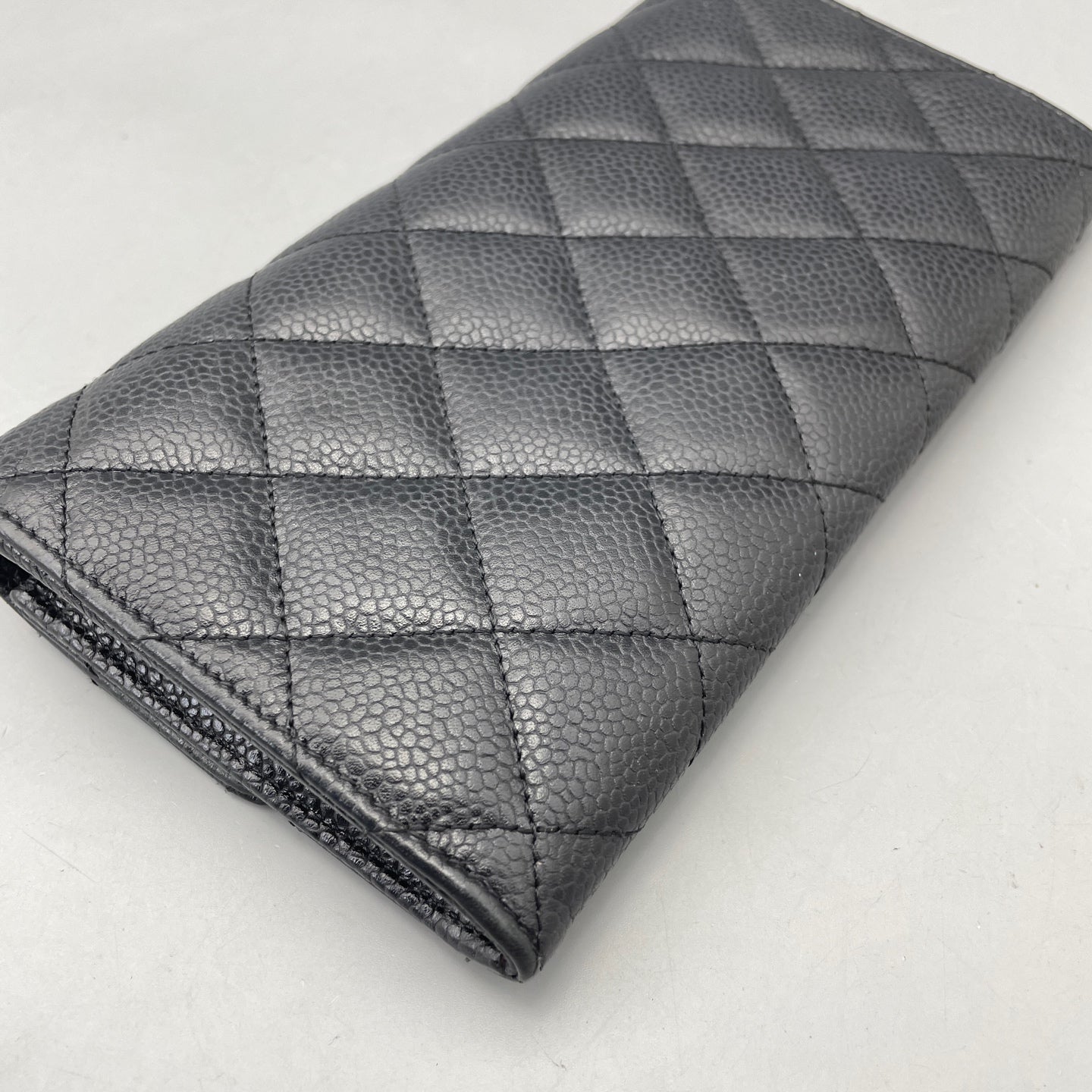 Chanel - Classic Long Flap Wallet - Grained calfskin leather - Black - (medium)
