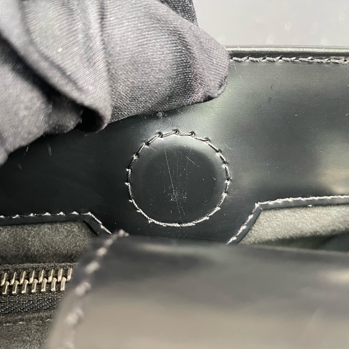 Louis Vuitton - Kleber - Epi leather - Black - (Medium)