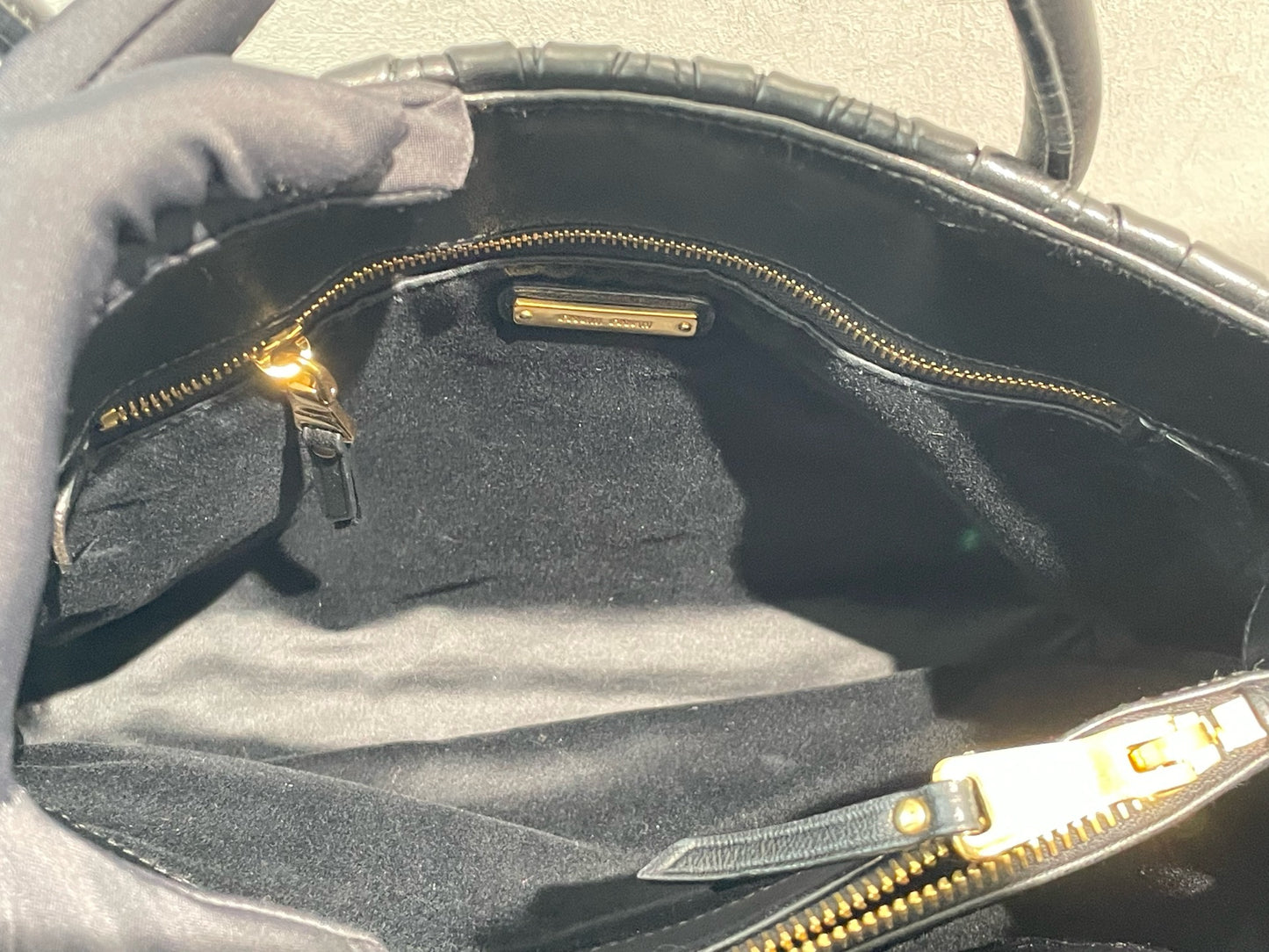 Miu Miu - Classic Bowling Bag - Lambskin leather - Black - (Medium)