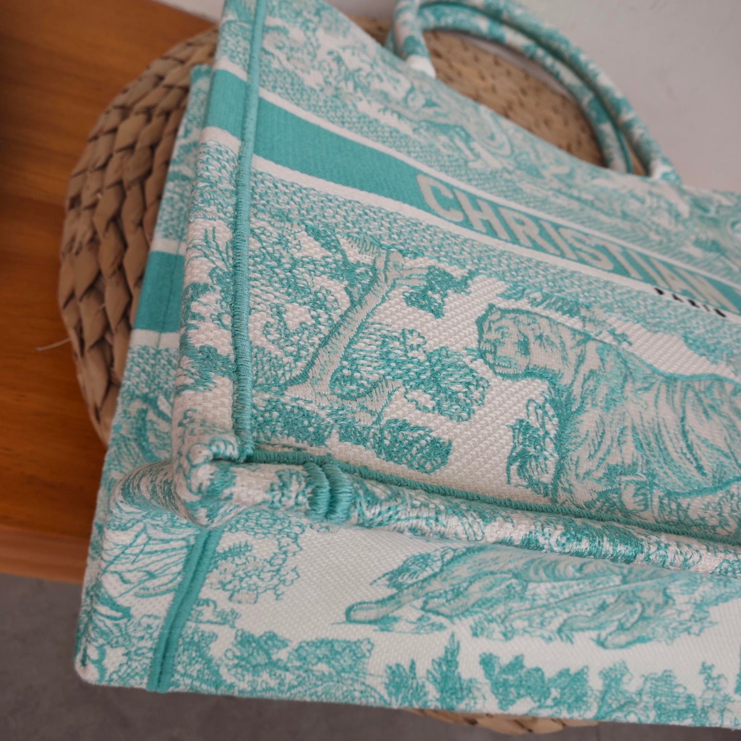Dior - Book Tote - Embroidered Canvas - Mint Green and White - (medium)