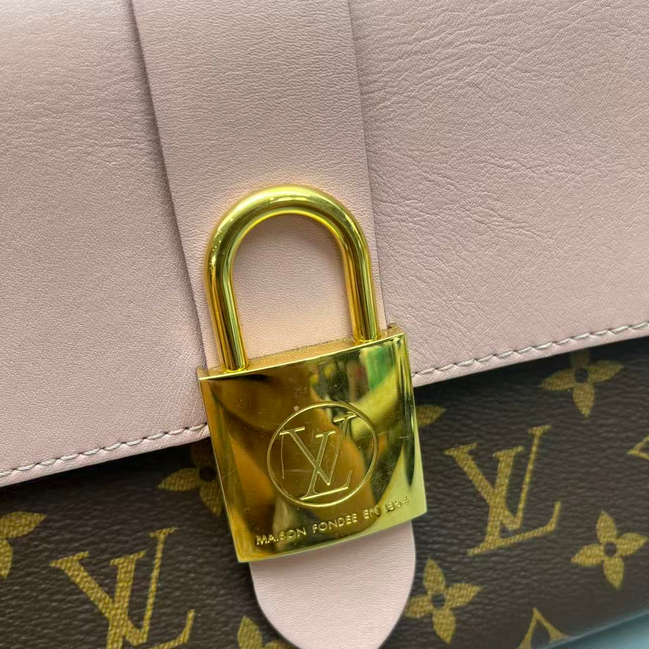 Louis Vuitton - Locky BB - Monogram coated canvas and calfskin leather - Brown and Pink - (mini)