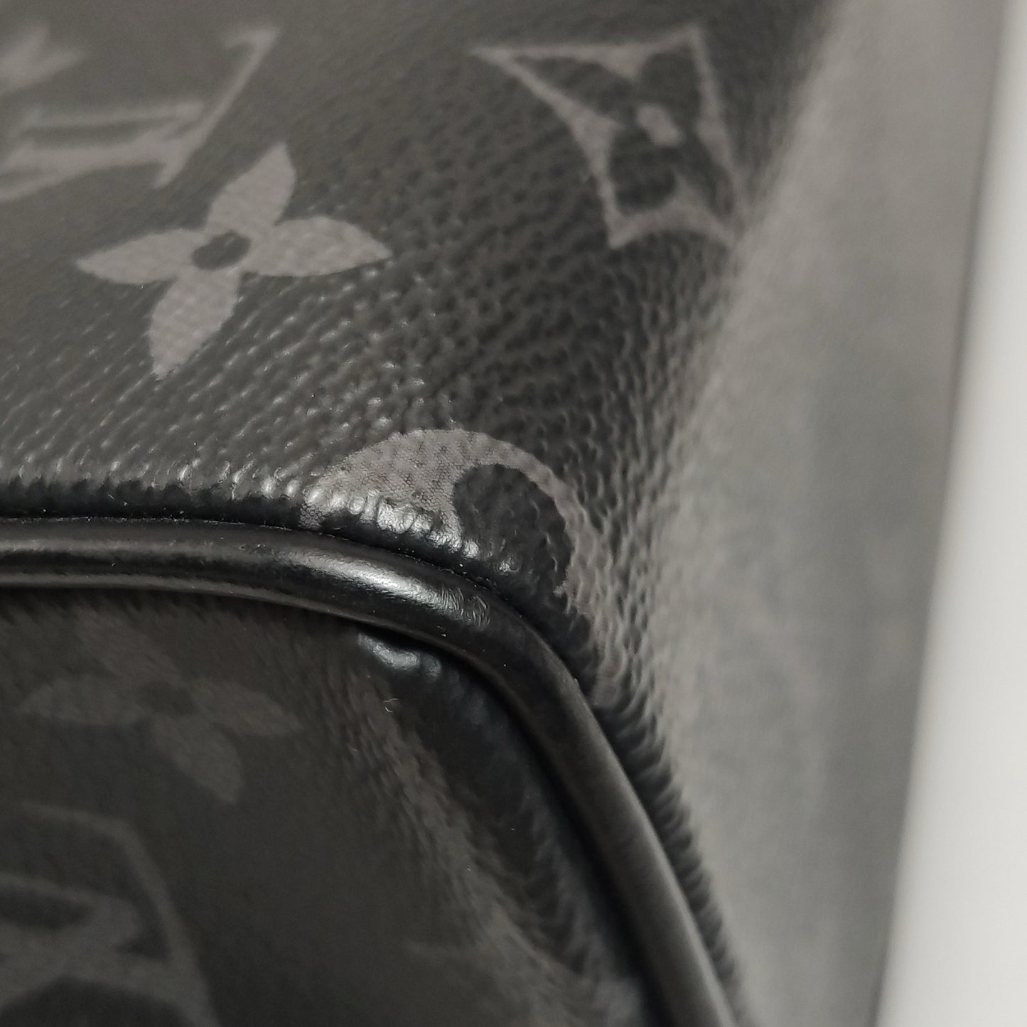 Louis Vuitton - Discovery Messenger Bag PM - Monogram Eclipse coated canvas - Black - (medium)