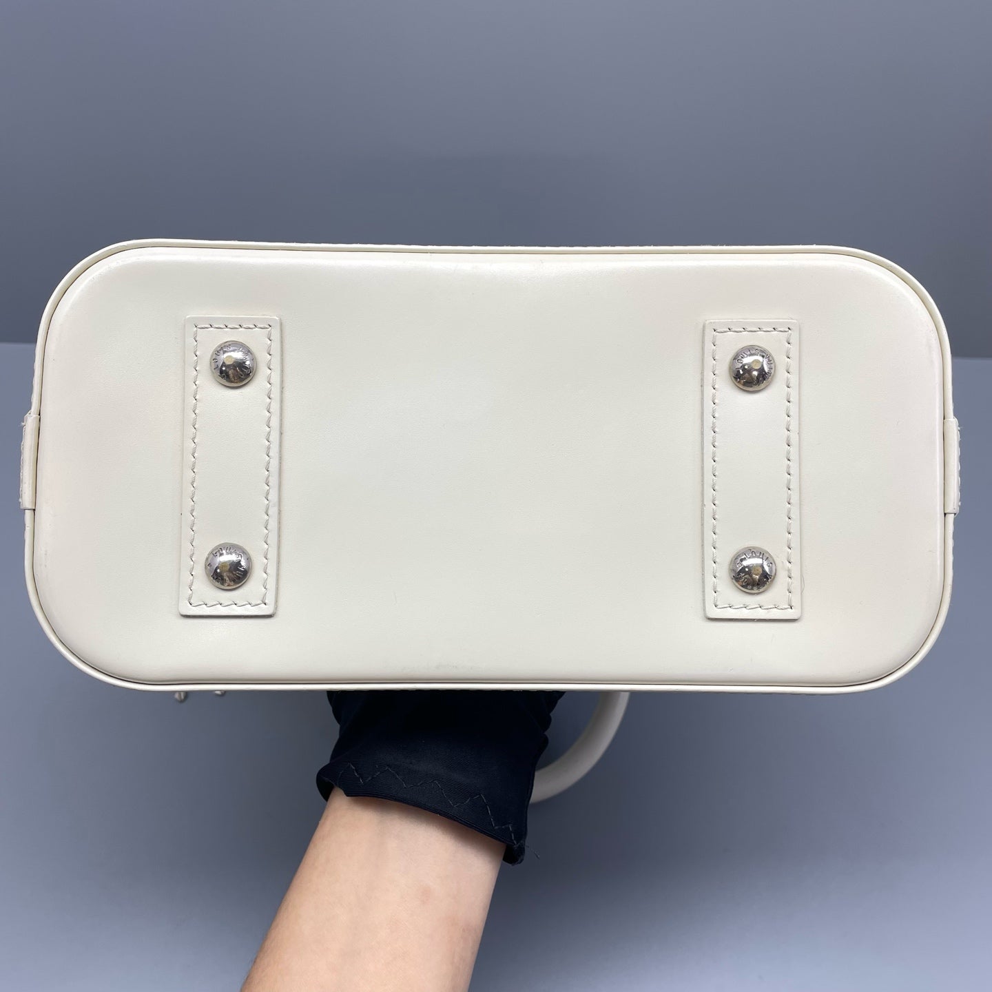 Louis Vuitton - Alma BB - Epi leather - White - (mini)