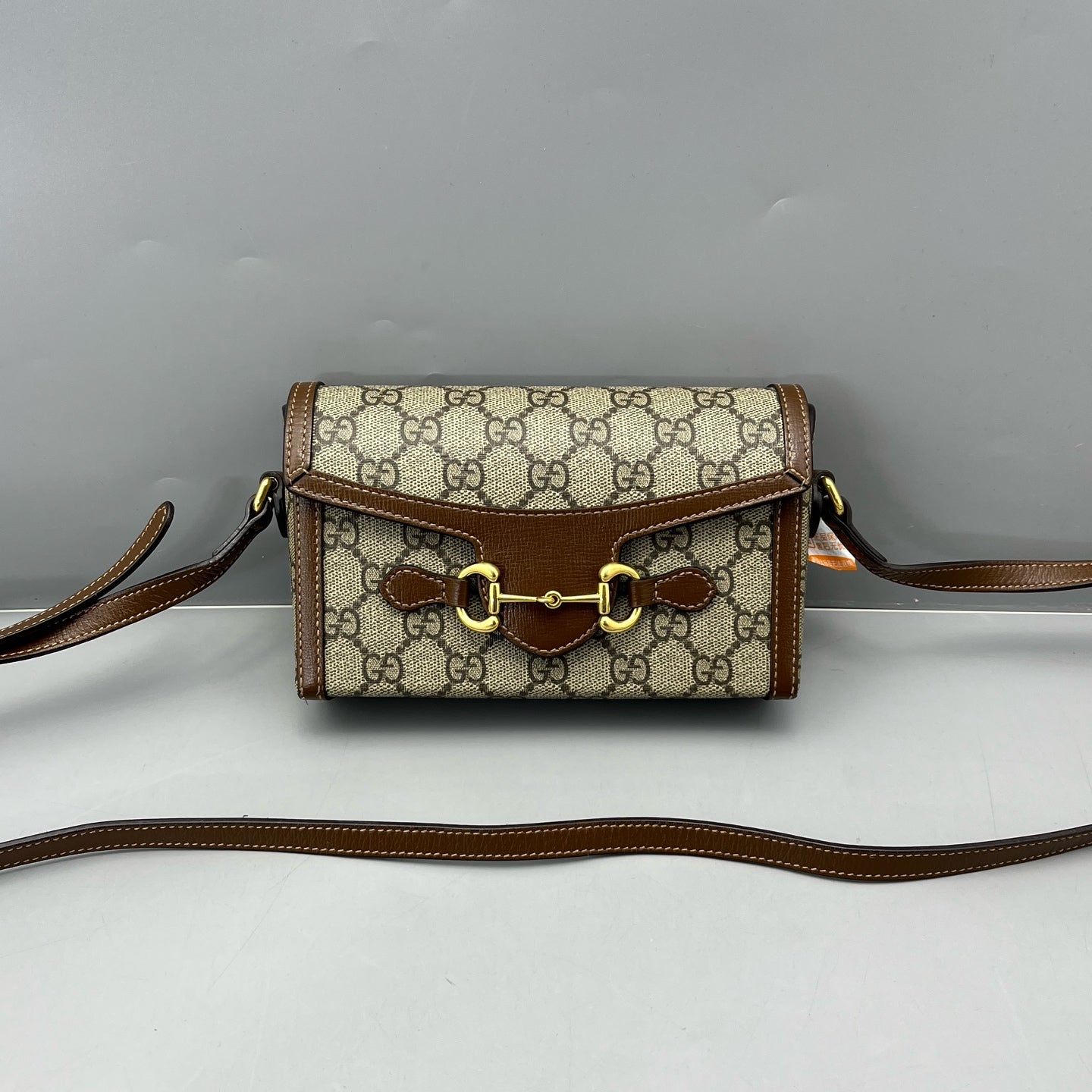 Gucci - Horsebit 1955 Camera Bag - GG Supreme canvas with leather trim - Beige and Brown - (mini)