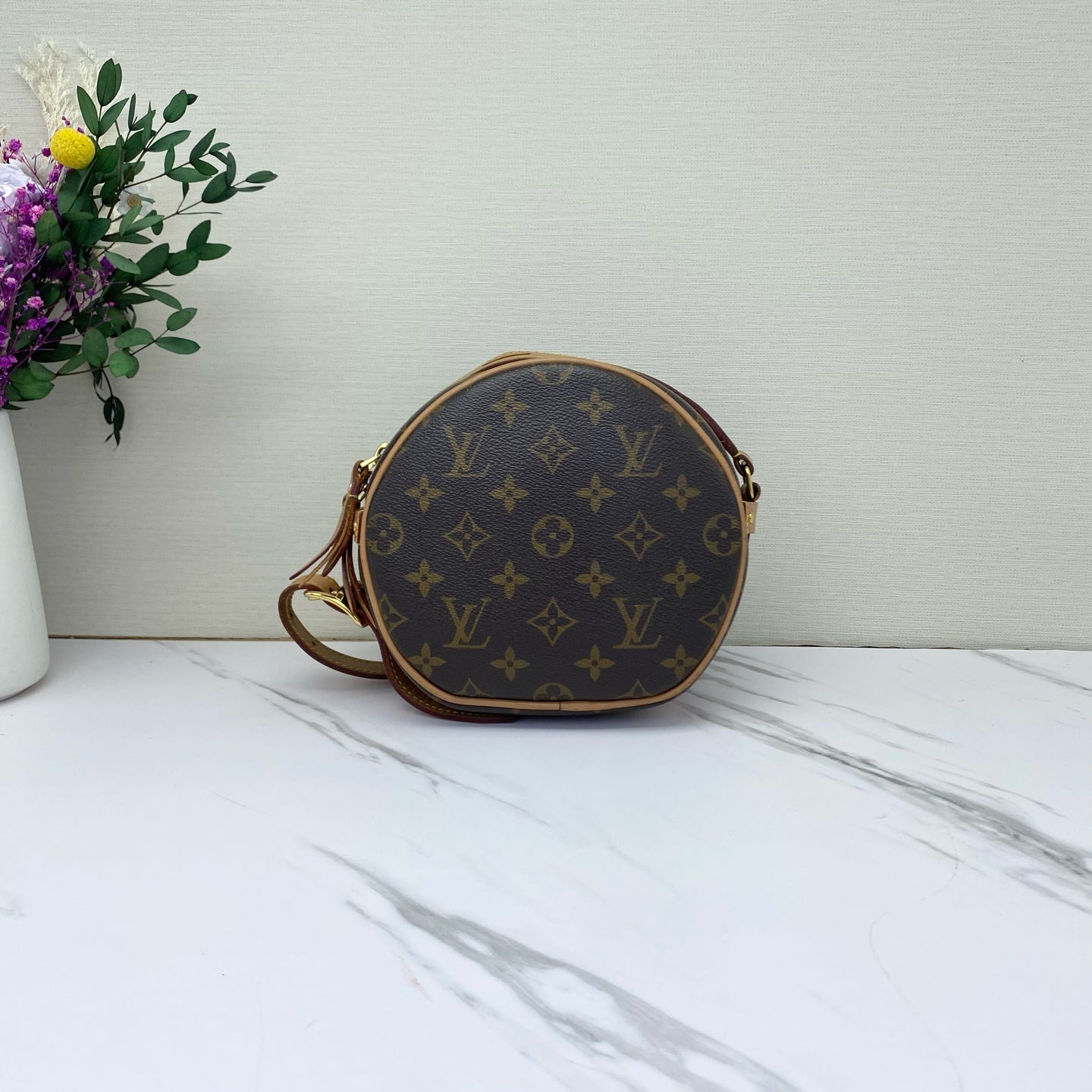 Louis Vuitton - Boite Chapeau Souple PM - Monogram coated canvas and Vachetta leather - Brown - (Small)