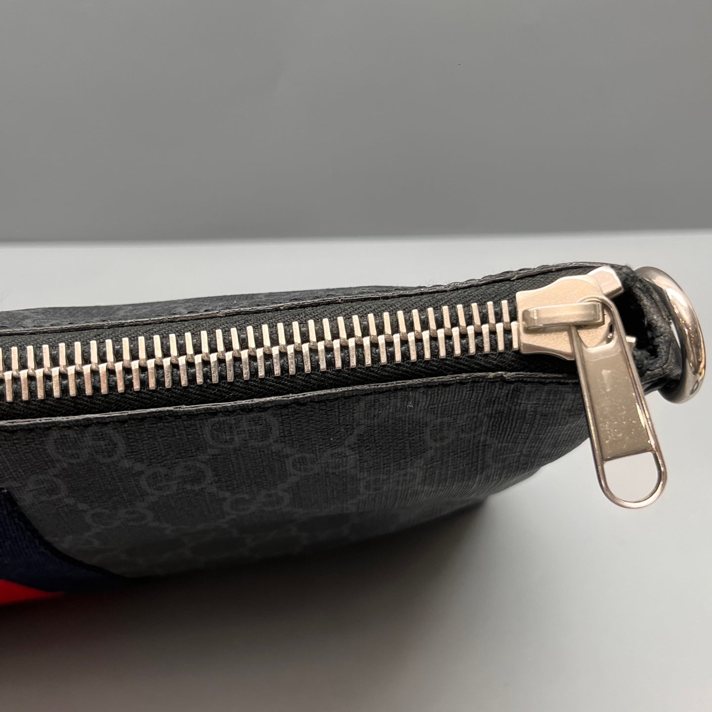 Gucci - GG Supreme Messenger Bag - GG Supreme canvas with leather trim and fabric - Black - (medium)