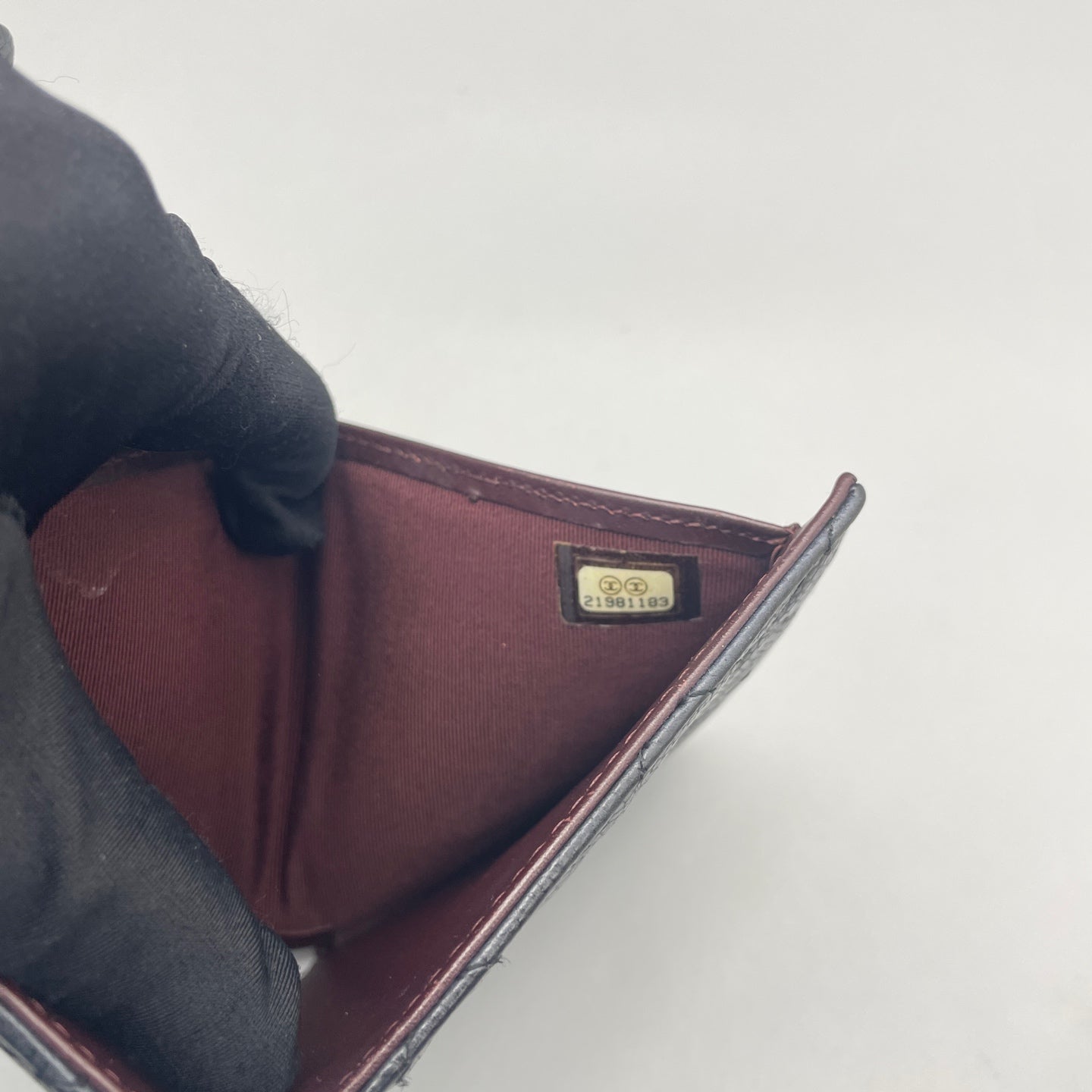Chanel - Classic Flap Trifold Wallet A6988 - Caviar leather - Black - (Small)