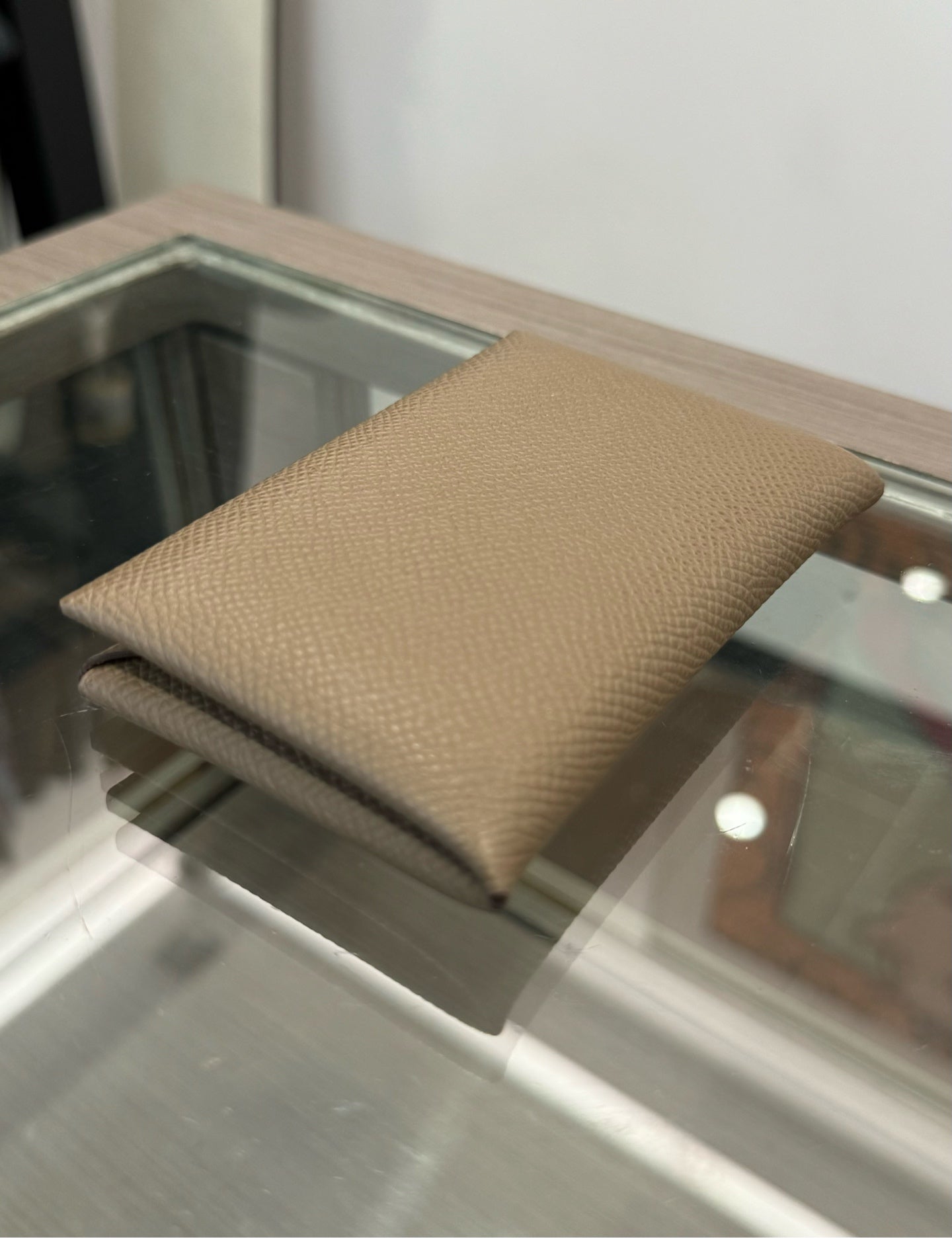 Hermès - Calvi Duo Card Holder - Leather - Beige - (mini)