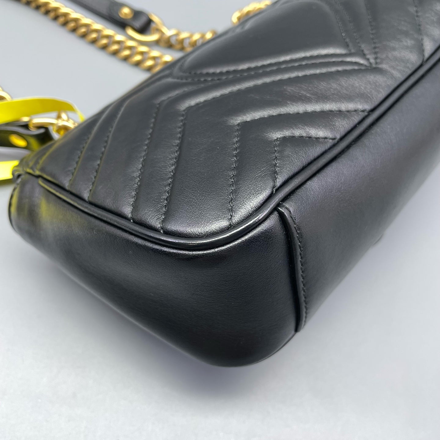 Gucci - GG Marmont Matelassé Mini Shoulder Bag - Leather - Black - (mini)