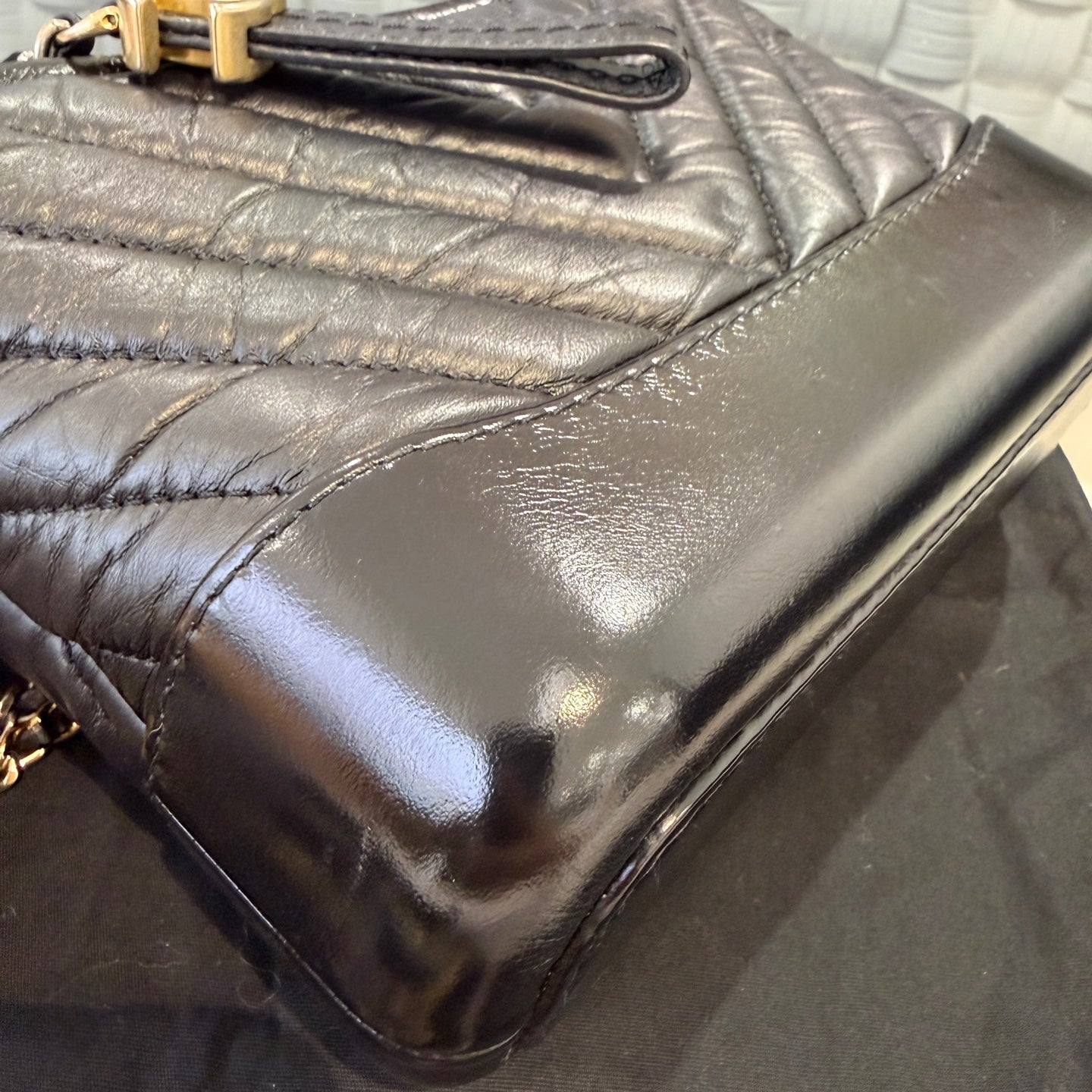 Chanel - Gabrielle Hobo Bag - Aged calfskin leather and smooth calfskin leather - Black - (Small)