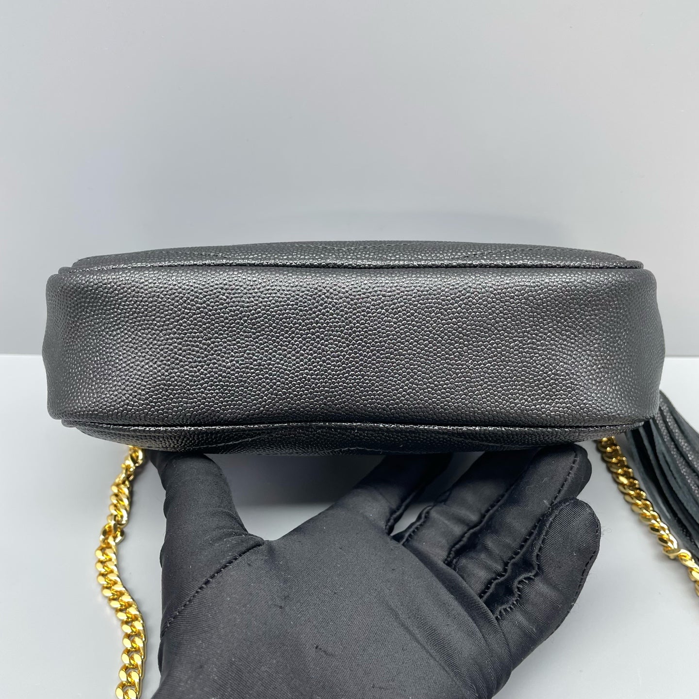 Saint Laurent - Lou Camera Bag - Grained Calfskin Leather - Black with Gold-Tone Hardware - (mini)