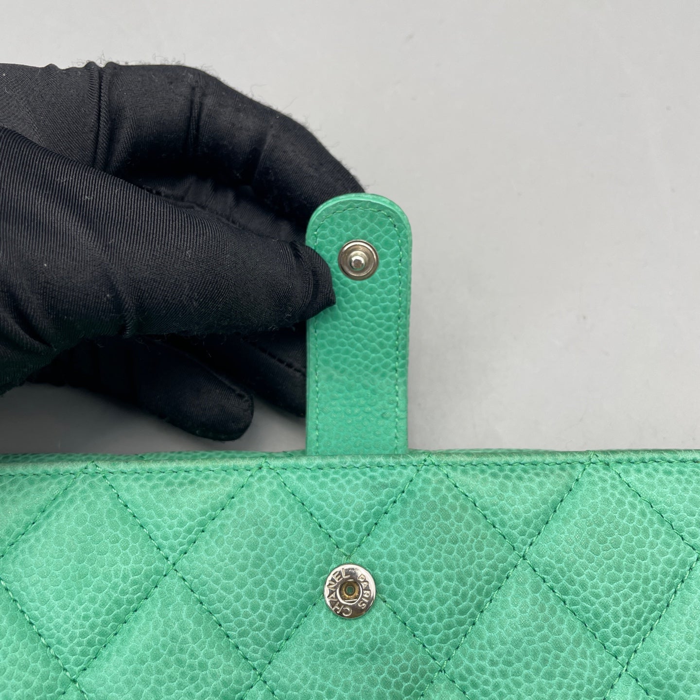 Chanel - Trifold Wallet - Caviar leather - Light Green - (small)