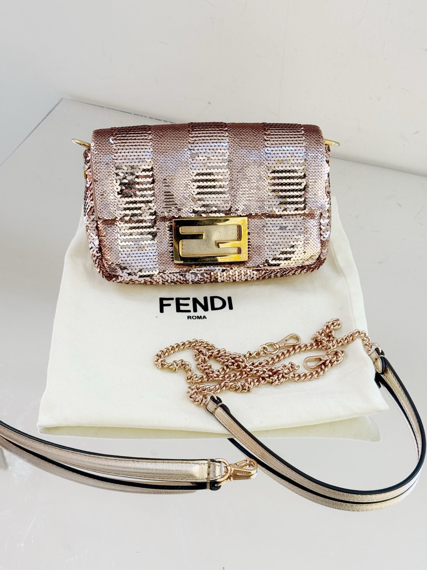 Fendi - Baguette - Sequins on textile base with metallic leather trim - Pink - (mini)