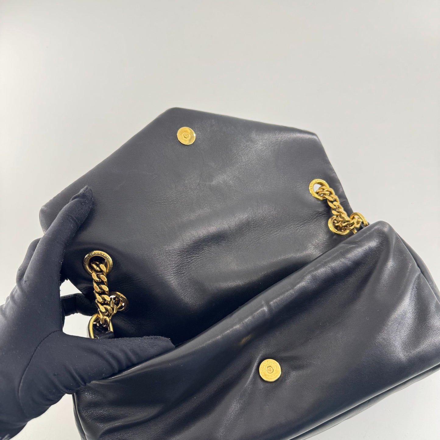 Saint Laurent - Calypso Envelope Chain Bag - Lambskin leather - Black with Gold-Tone Hardware - (Medium)