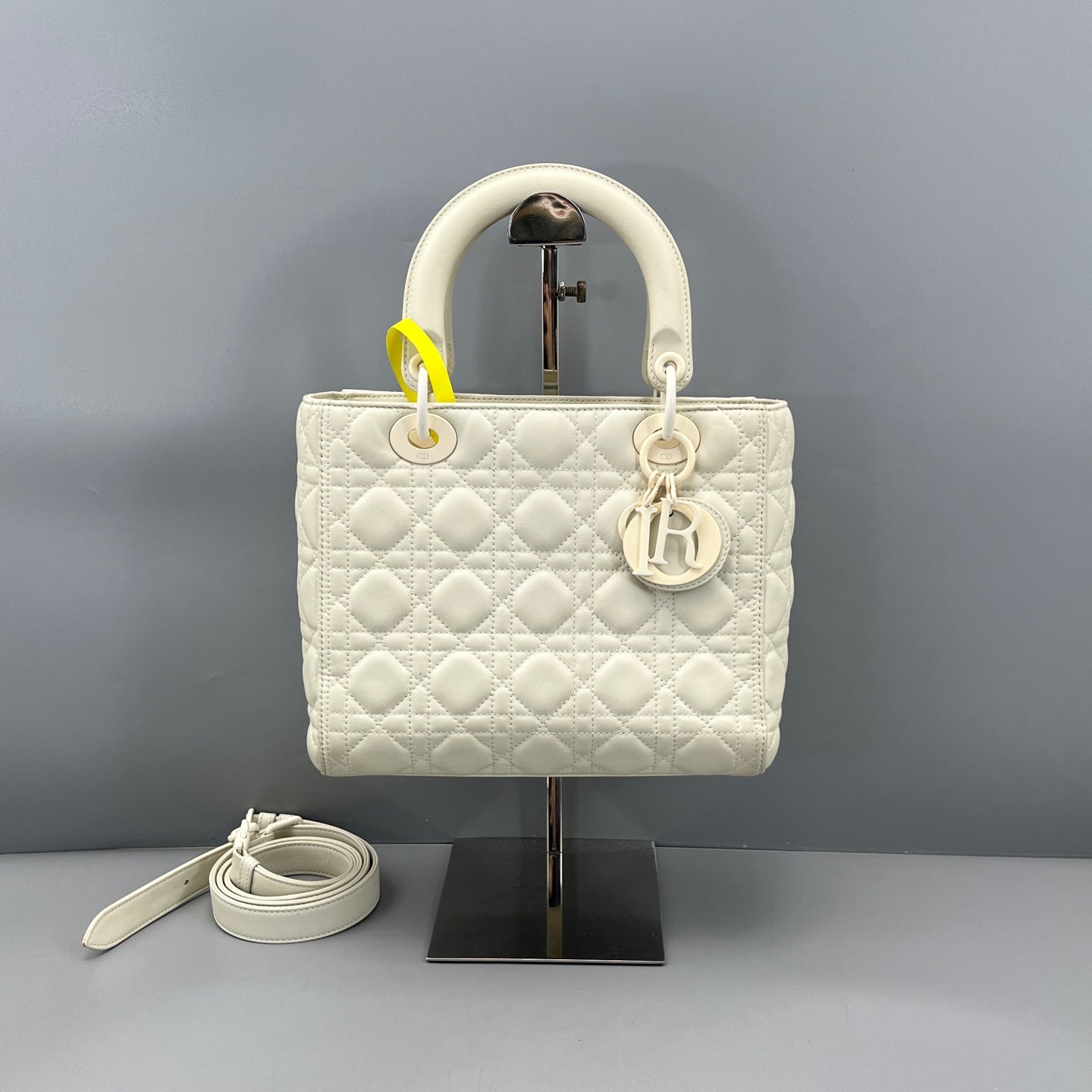 Dior - Lady Dior - Matte Calfskin Leather - White - (medium)