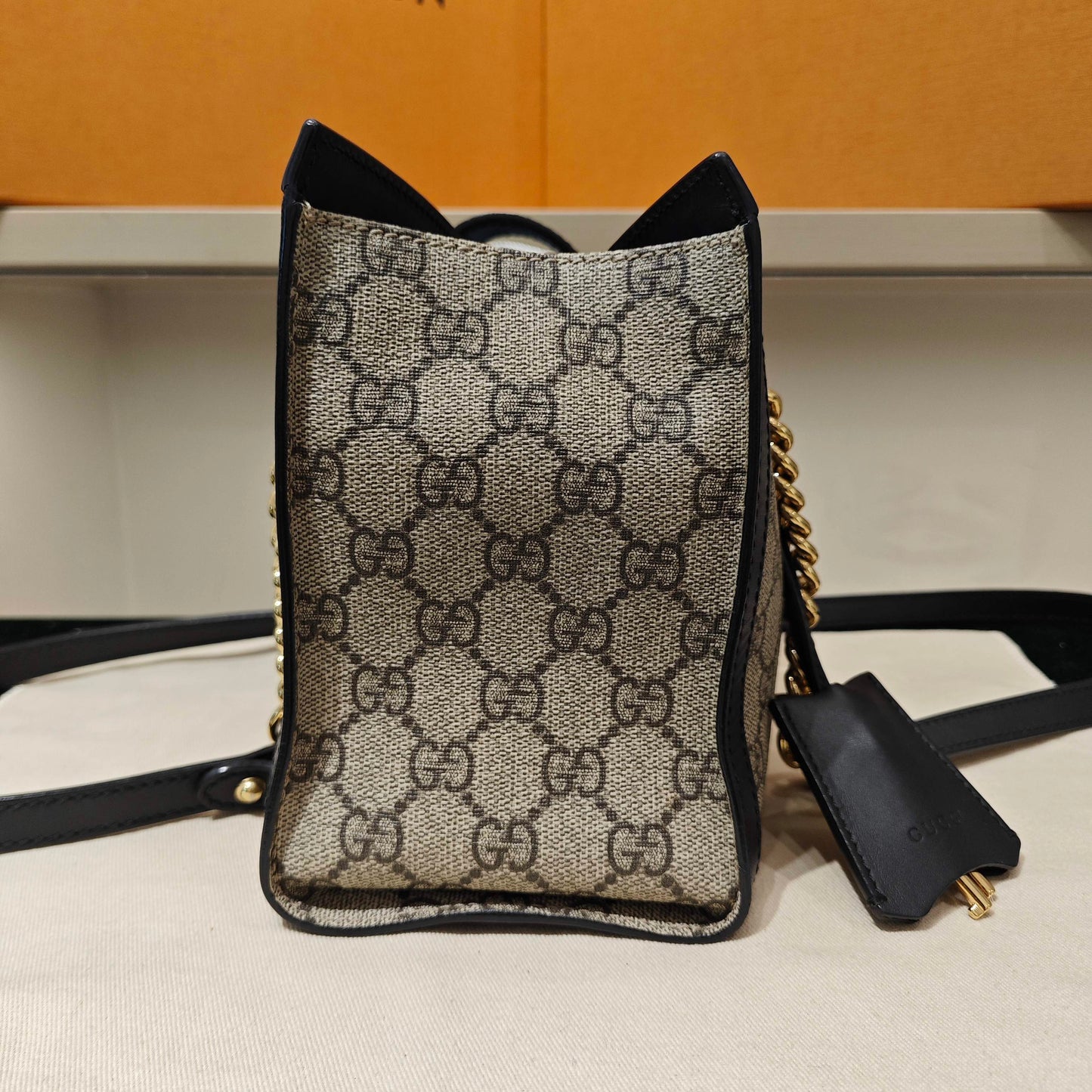 Gucci - Padlock Small Shoulder Bag - GG Supreme canvas with leather trim - Beige and Black - (small)
