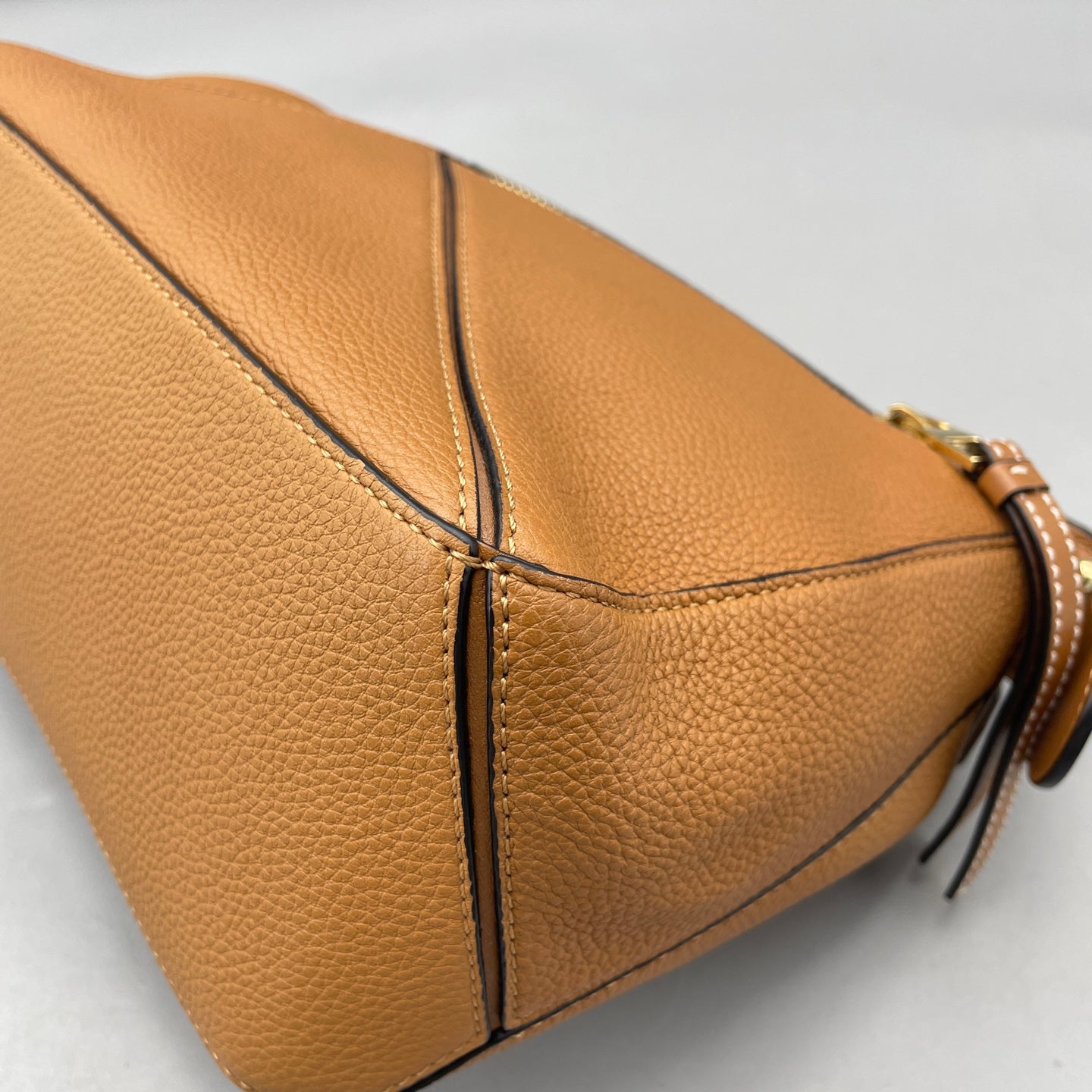 Loewe - Puzzle - Grained calfskin leather - Caramel - (Small)