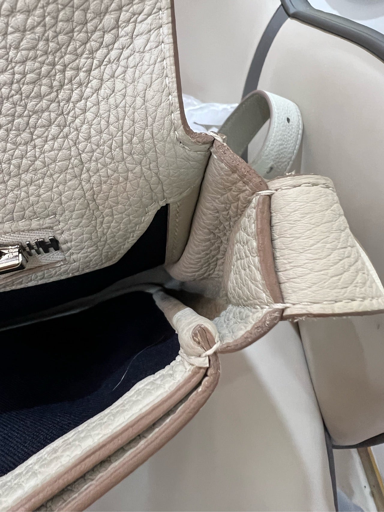 Hermès - Steve Light Junior Messenger Bag - Togo leather - Glacier White - (Medium)