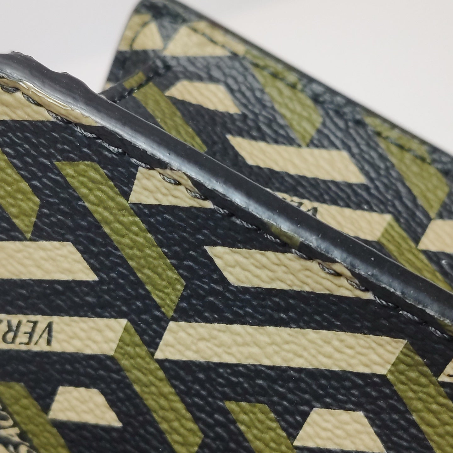 Versace - La Greca Chain Wallet - Coated canvas with leather trim - Multicolour - (small)