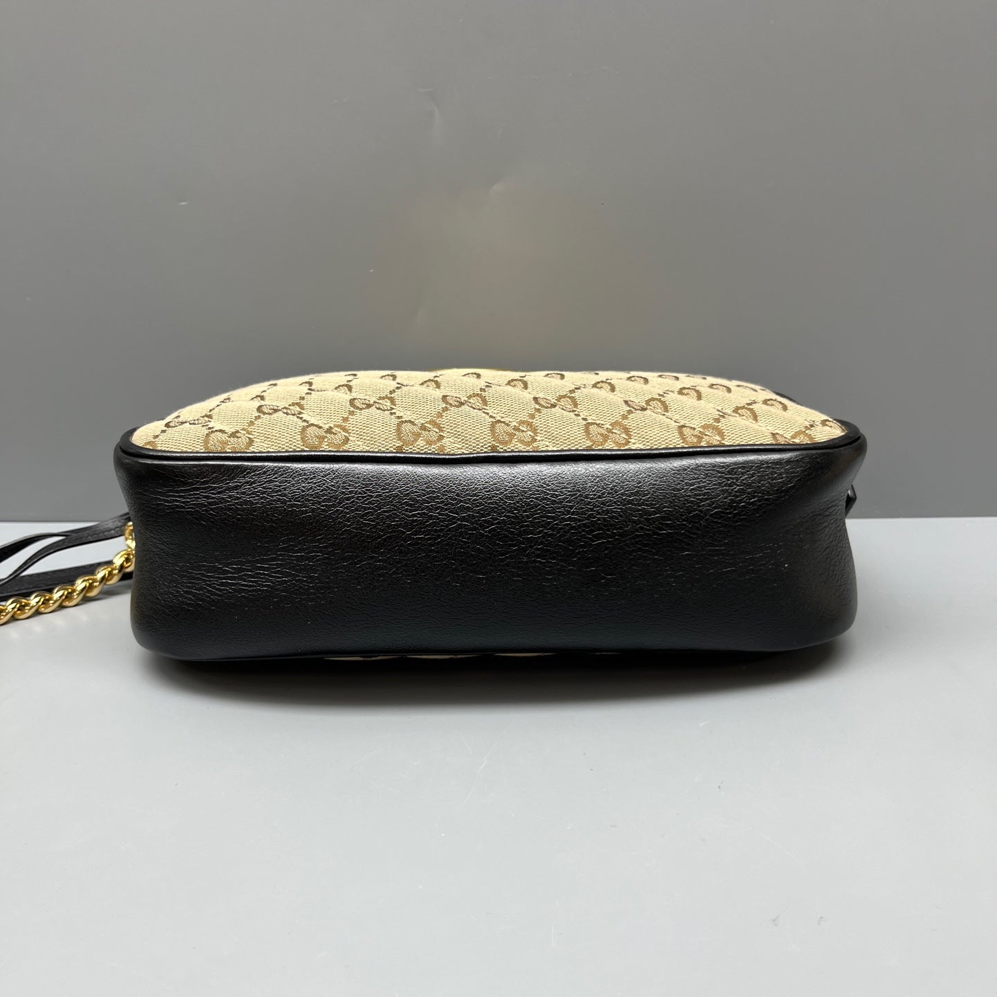 Gucci - GG Marmont Camera Bag - GG Monogram Canvas with Leather Trim - Multicolour - (Small)