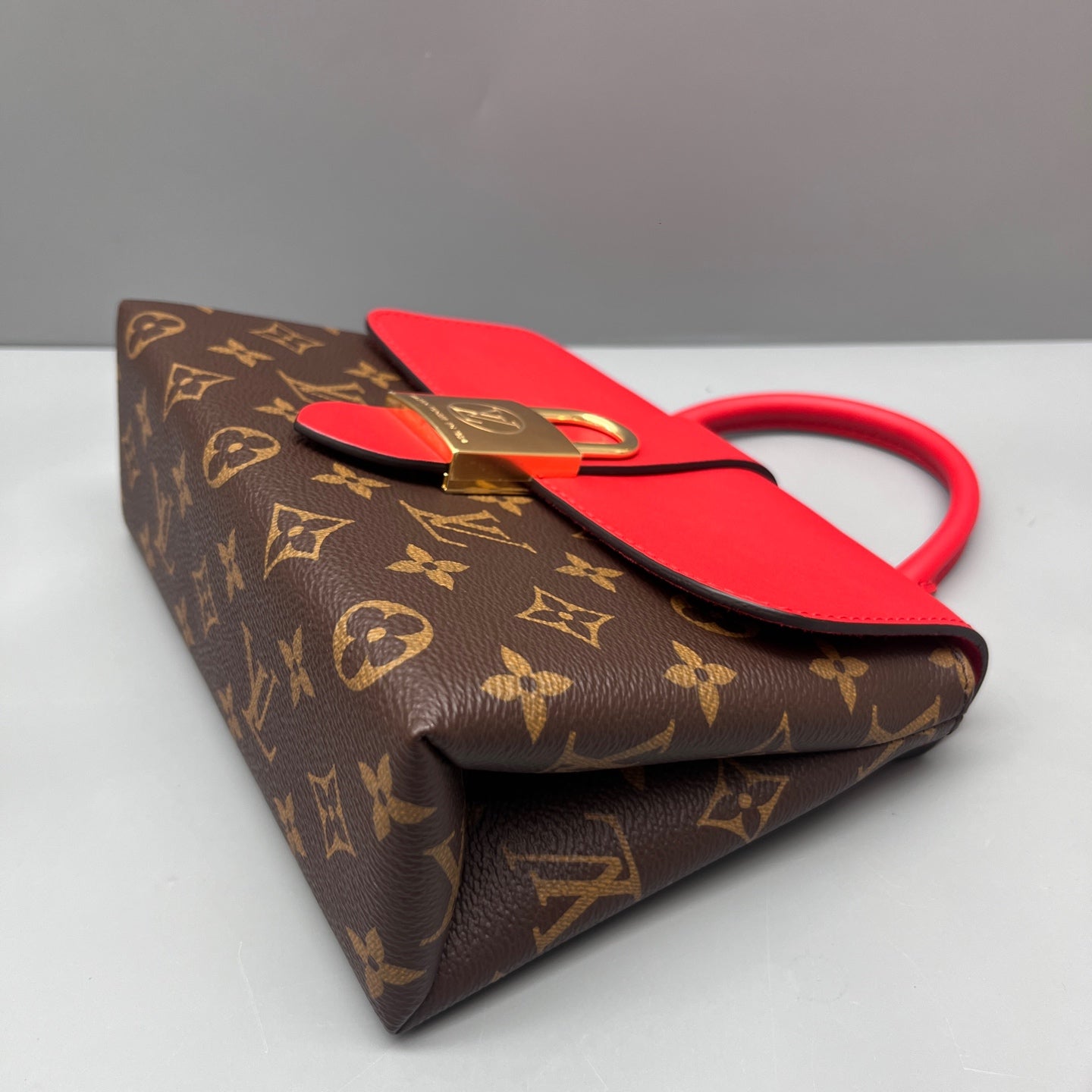 Louis Vuitton - Locky BB - Monogram canvas and smooth leather - Brown and Red - (mini)