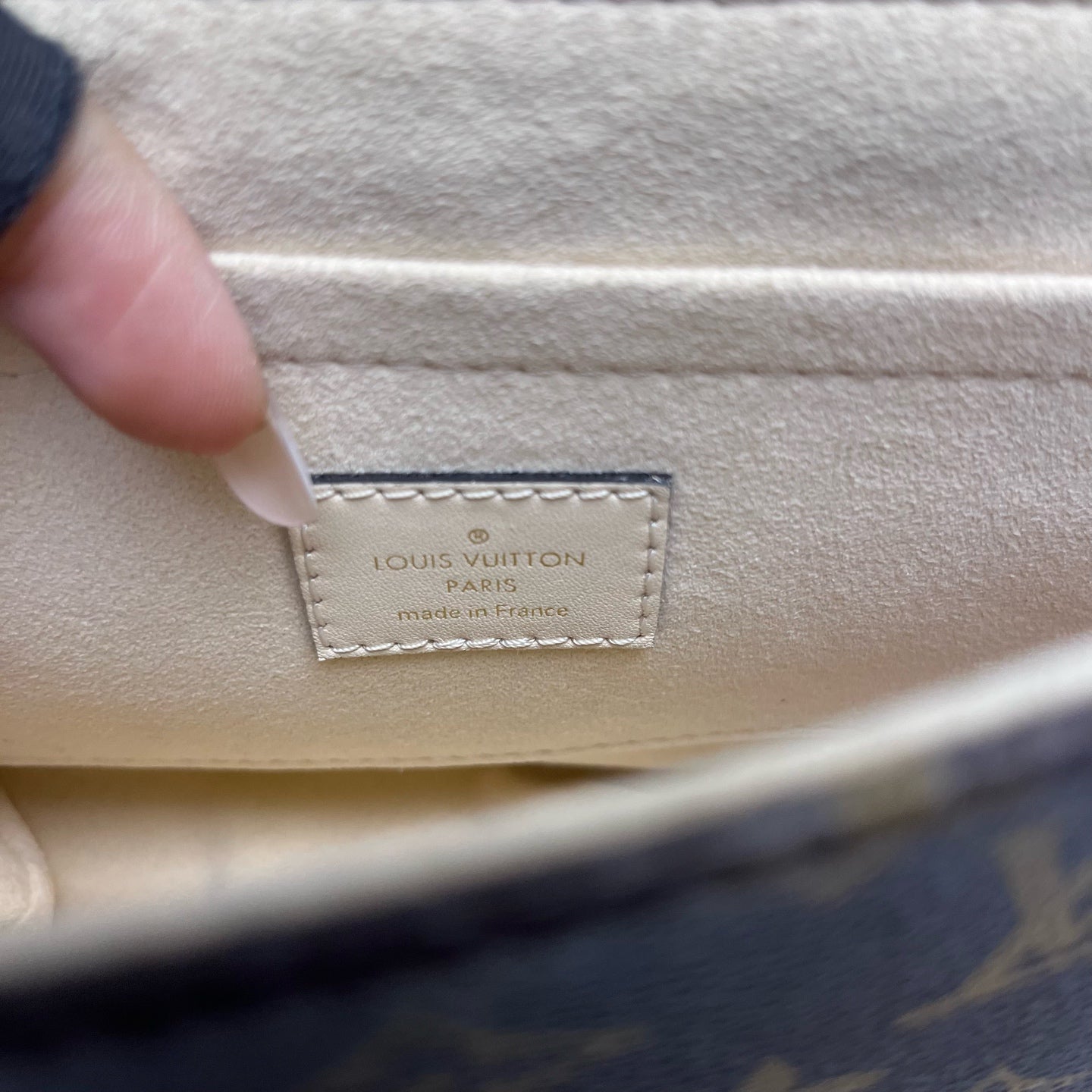 Louis Vuitton - Locky BB - Monogram coated canvas and cowhide leather - Brown and Cream - (mini)