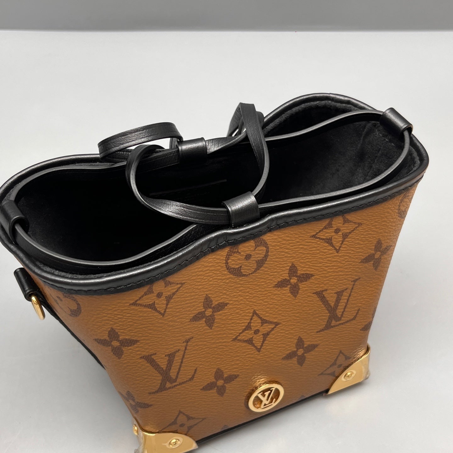 Louis Vuitton - Noé Pouch Monogram Trunk - Monogram coated canvas with leather trim - Brown - (mini)